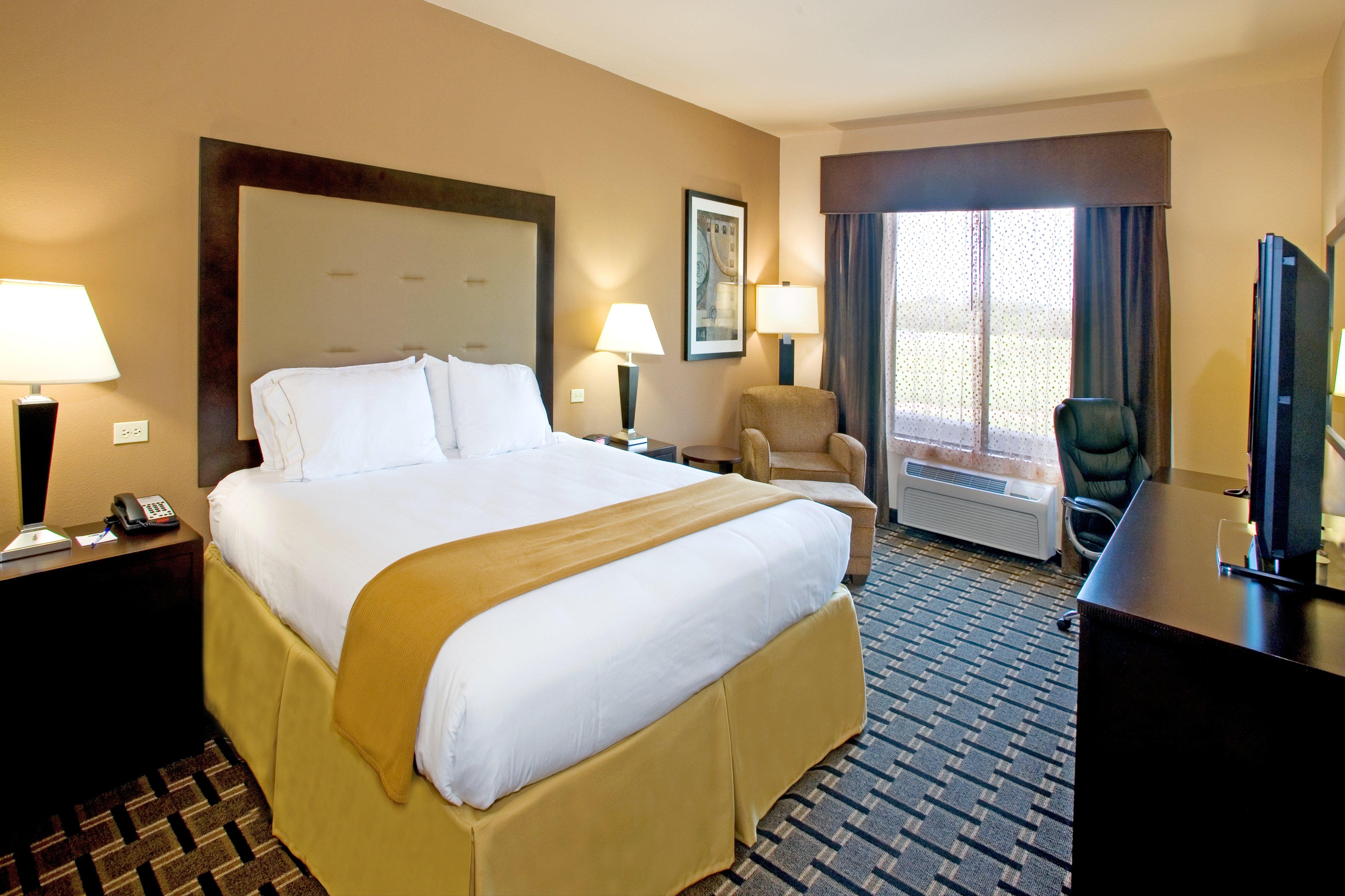 Double Accessible King Size Bed