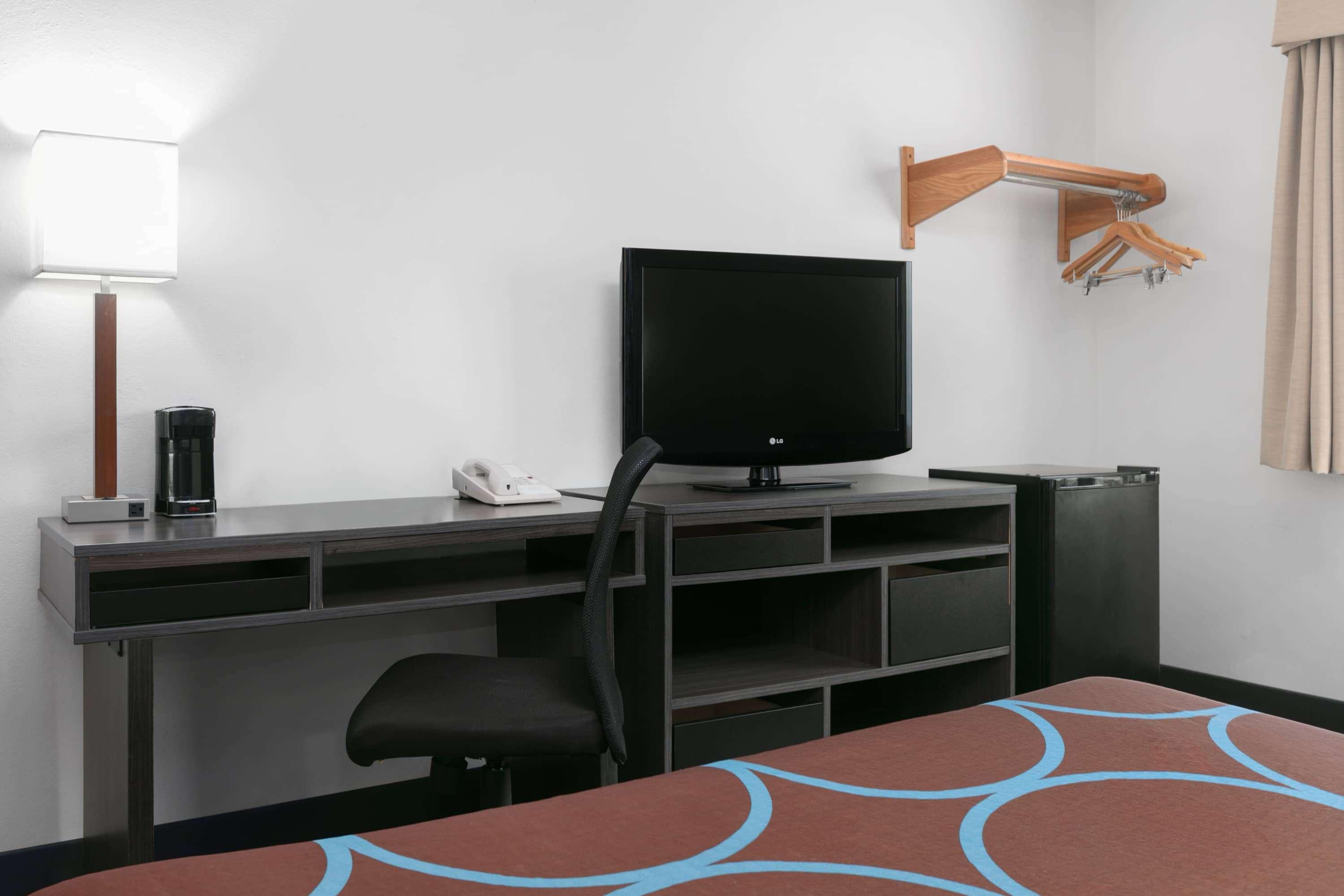 Double Queen Size Bed