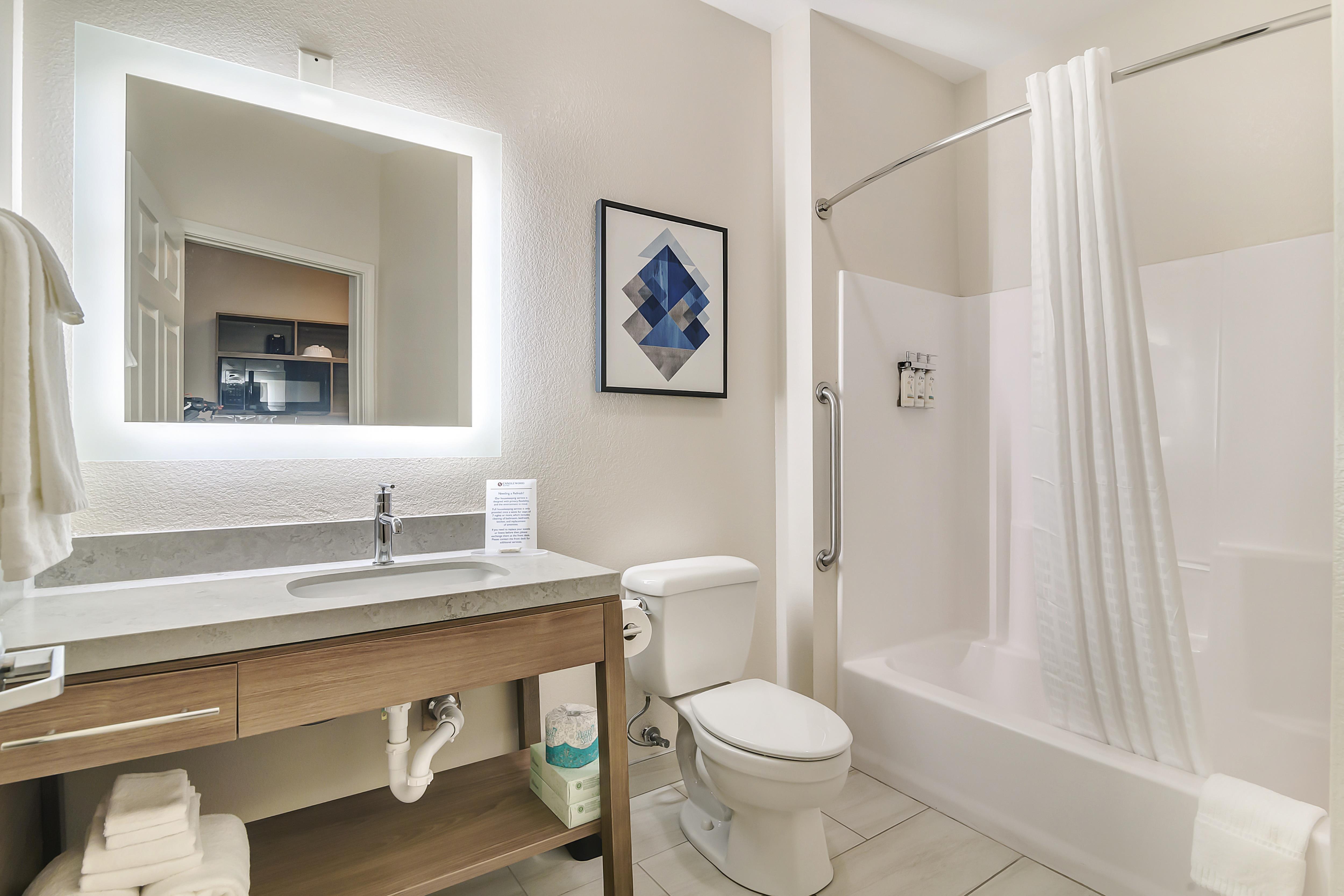 Studio Queen Size Bed