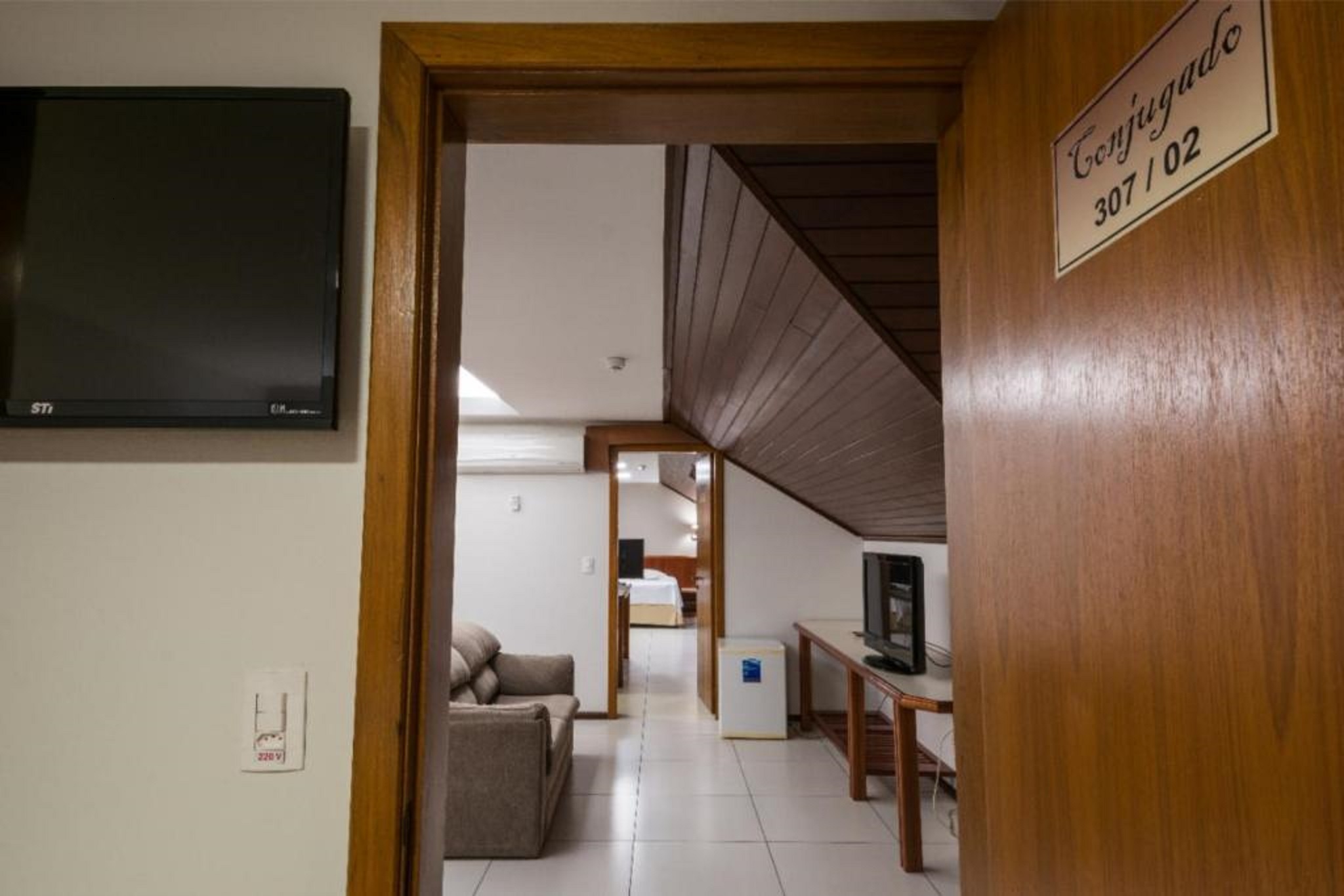 Family Room Capacity 4