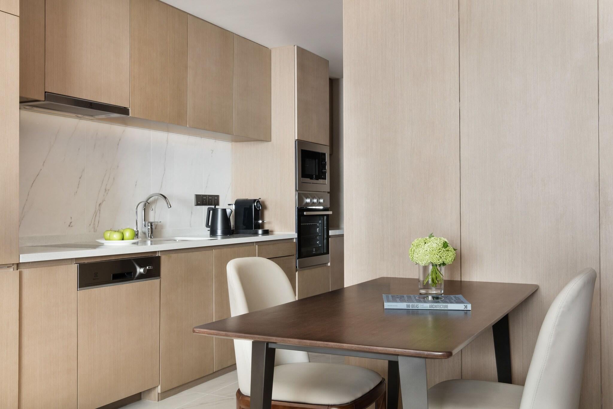 Studio King Size Bed