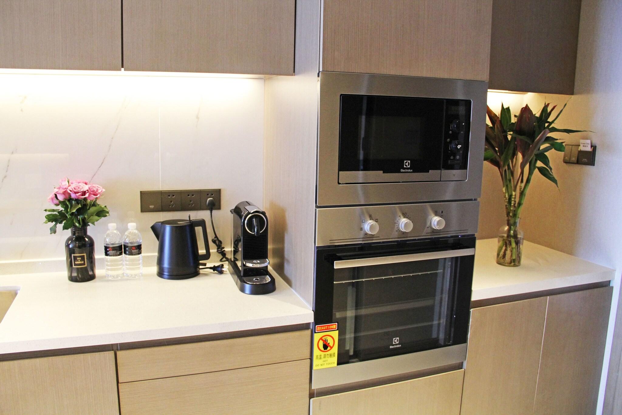 Studio King Size Bed