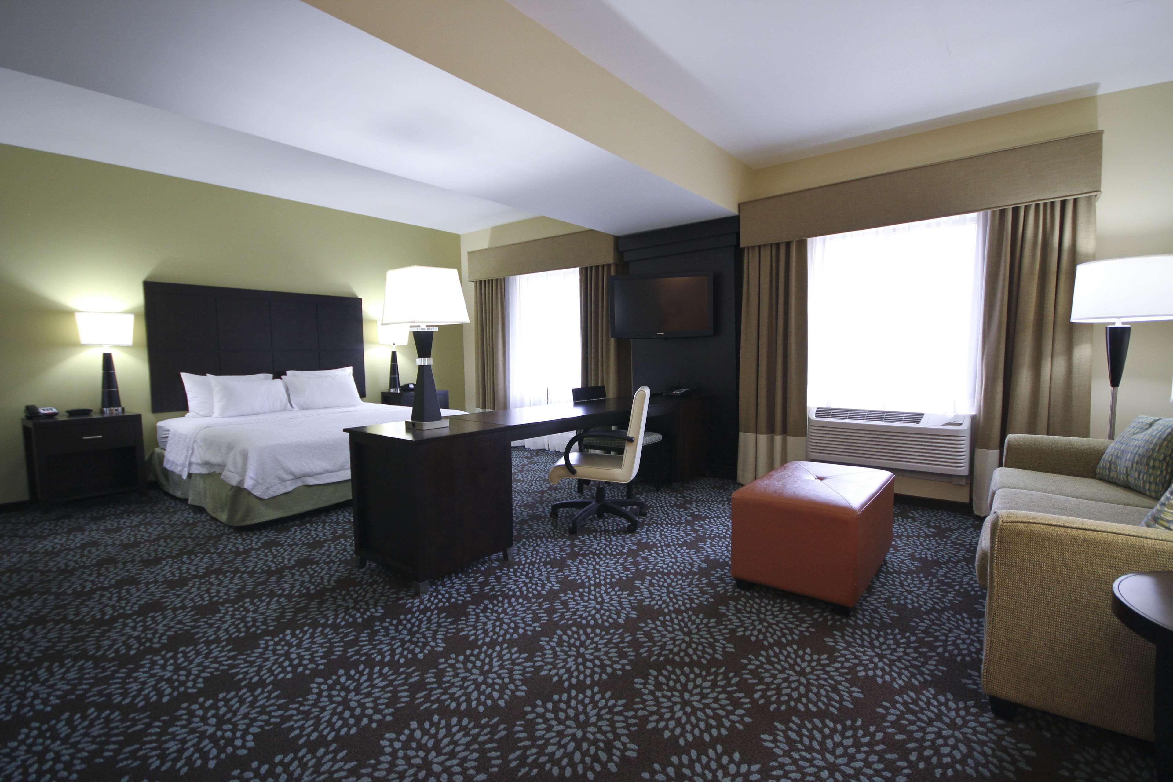 Studio King Bed Non Smoking