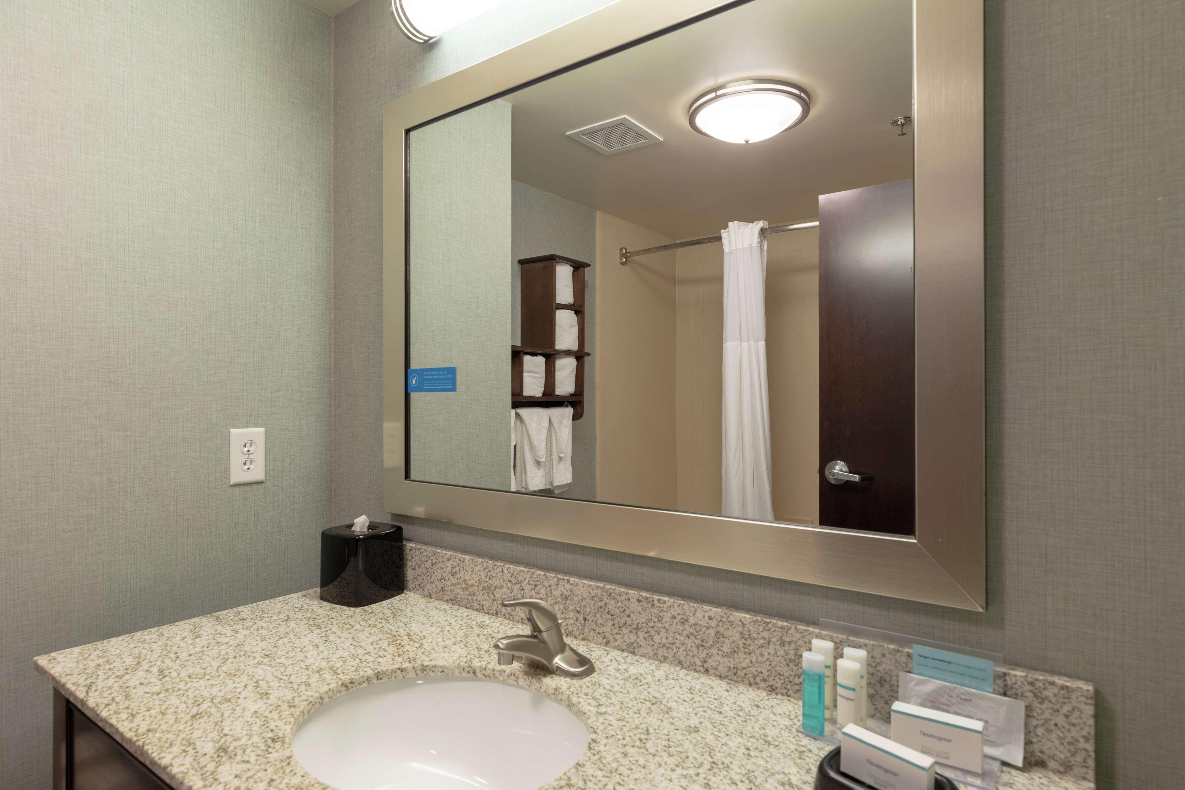 Double Two Queen Beds Non Smoking