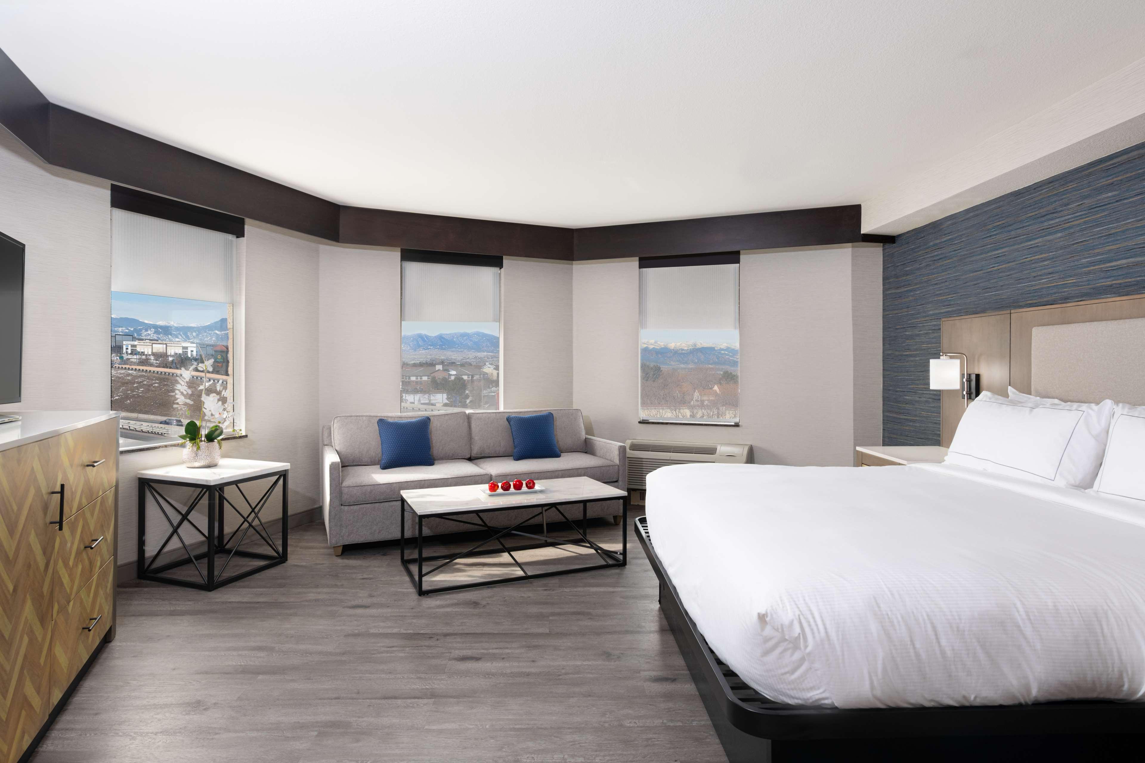 Room Deluxe King Bed