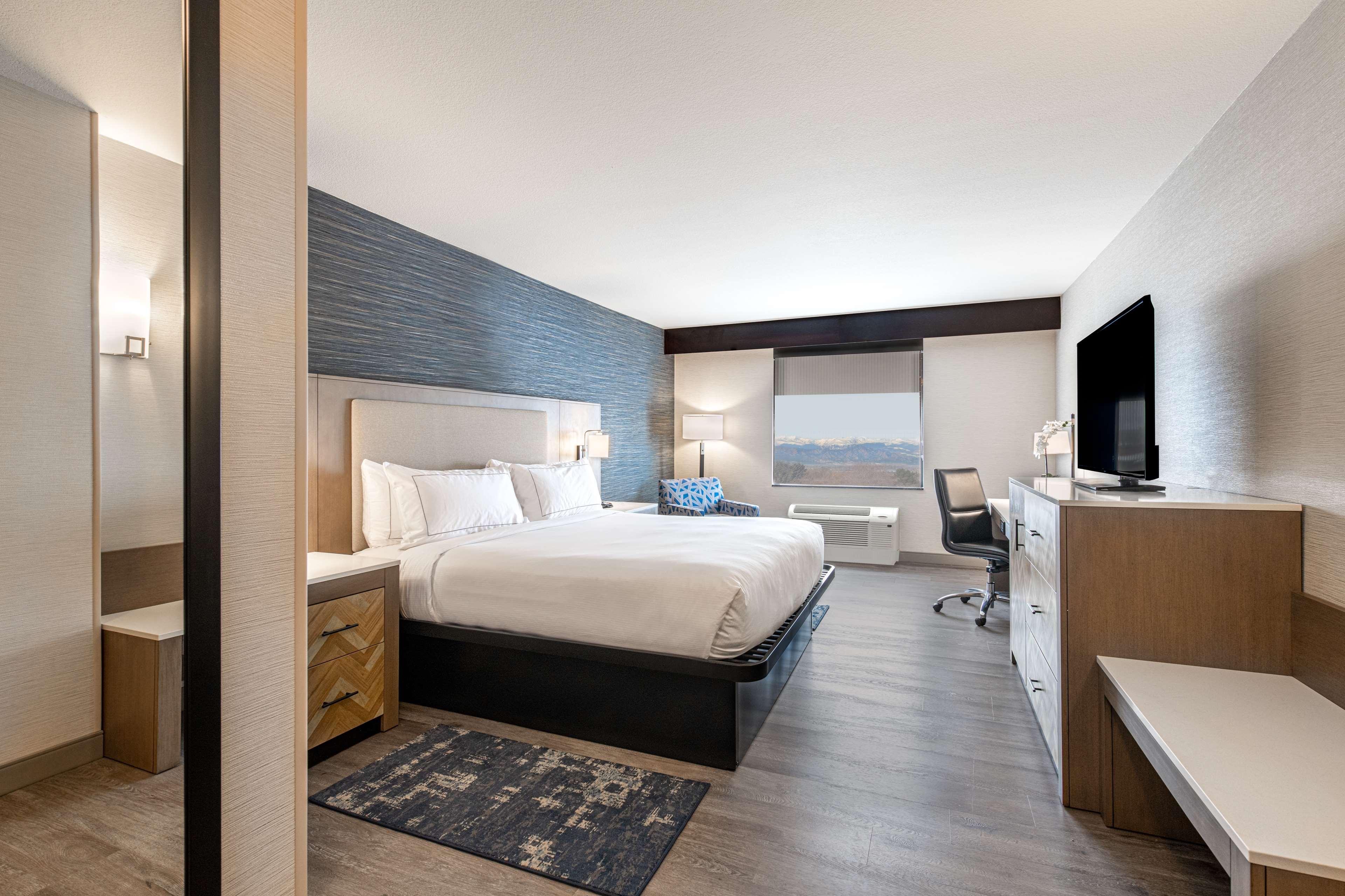 Double King Bed Non Smoking