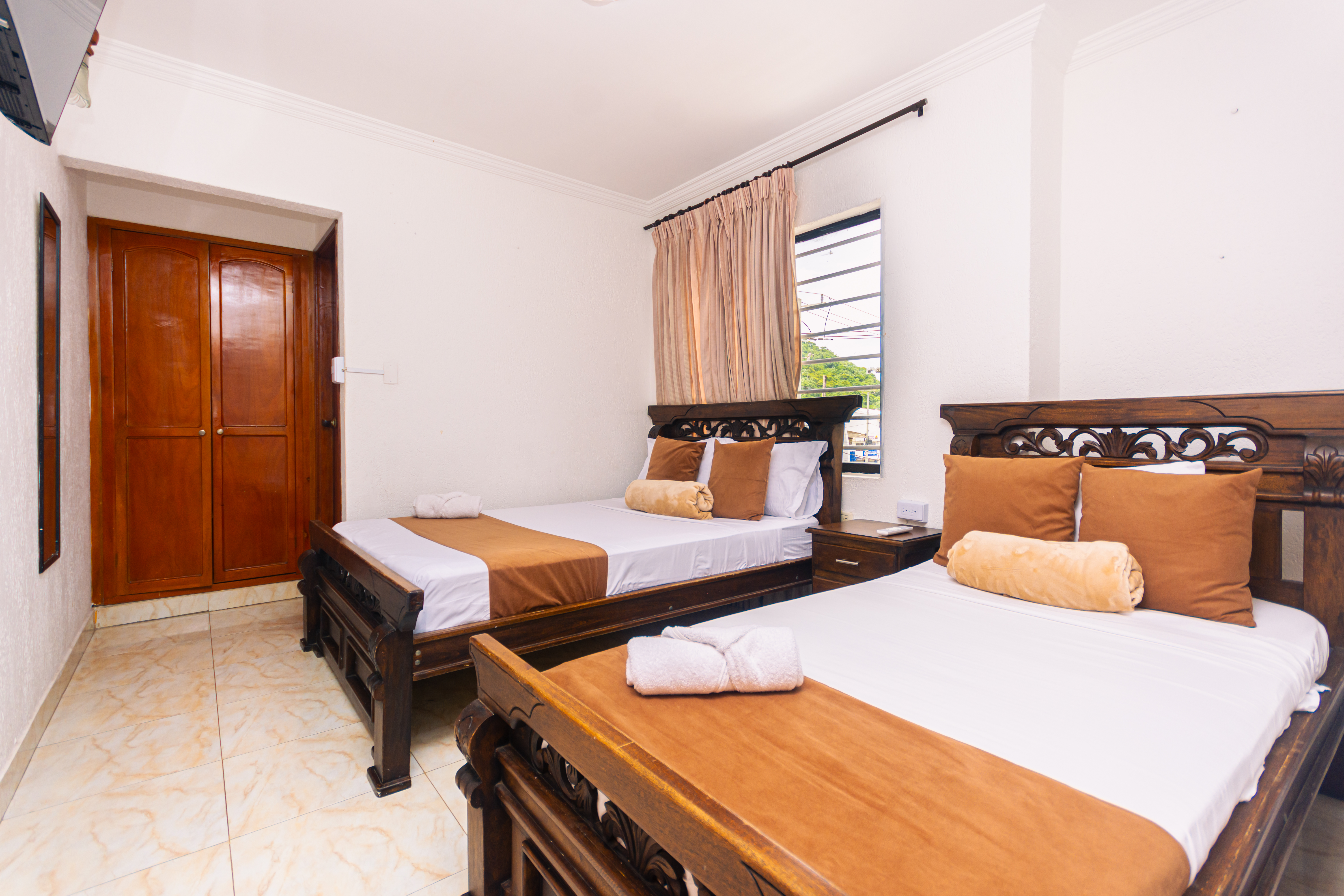 Triple with Air Conditioning