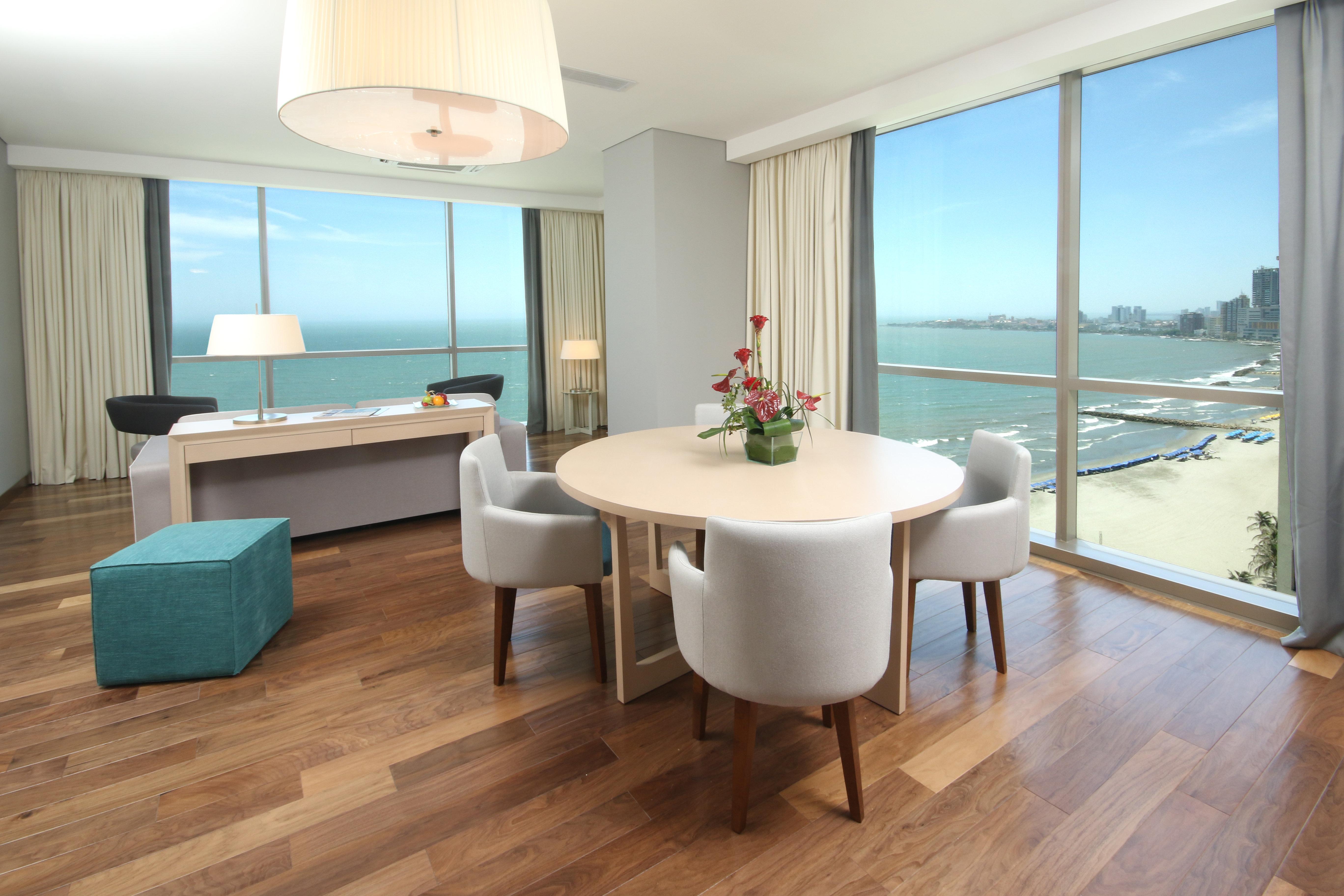 Suite Ocean View King Bed