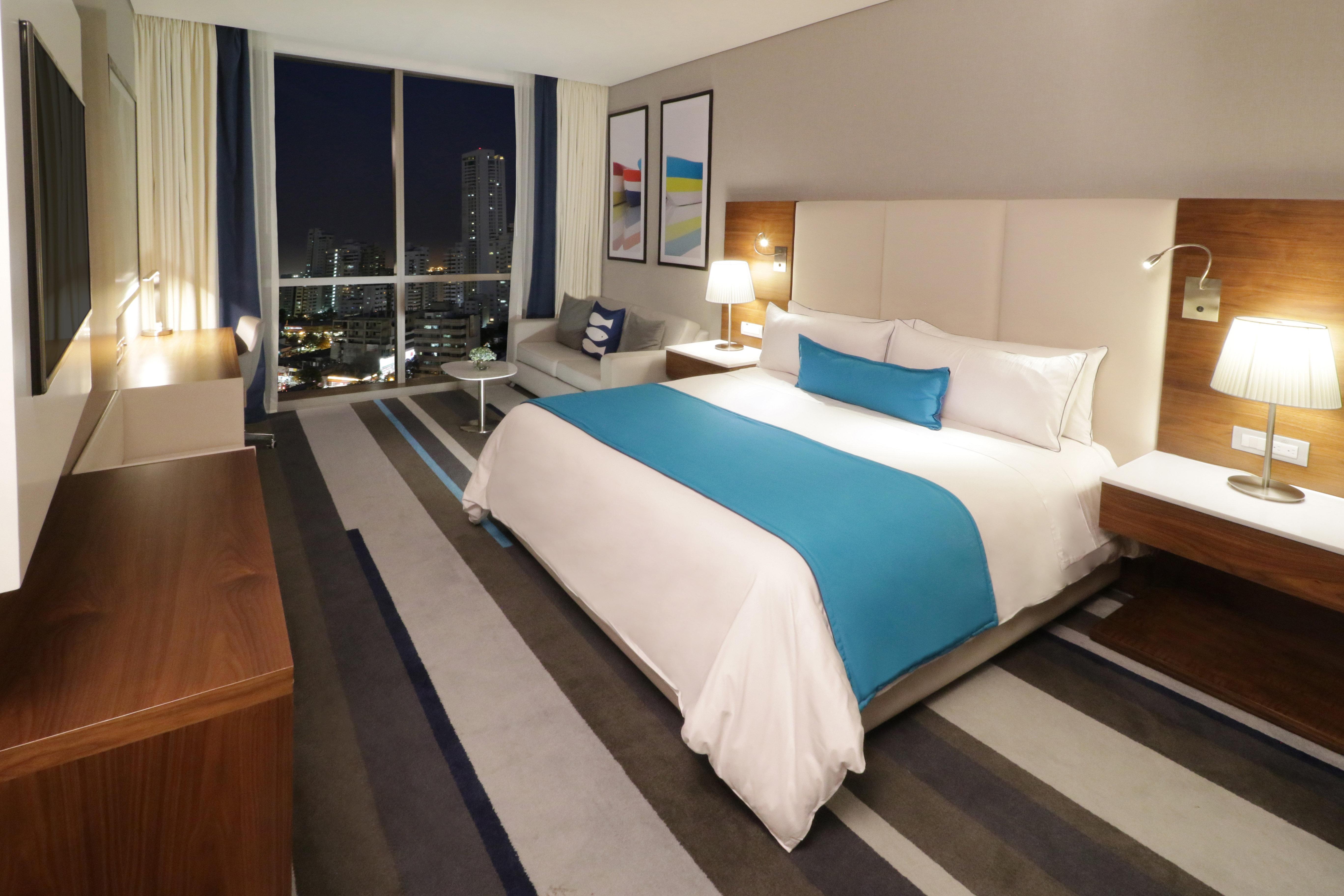 Double Club King Bed