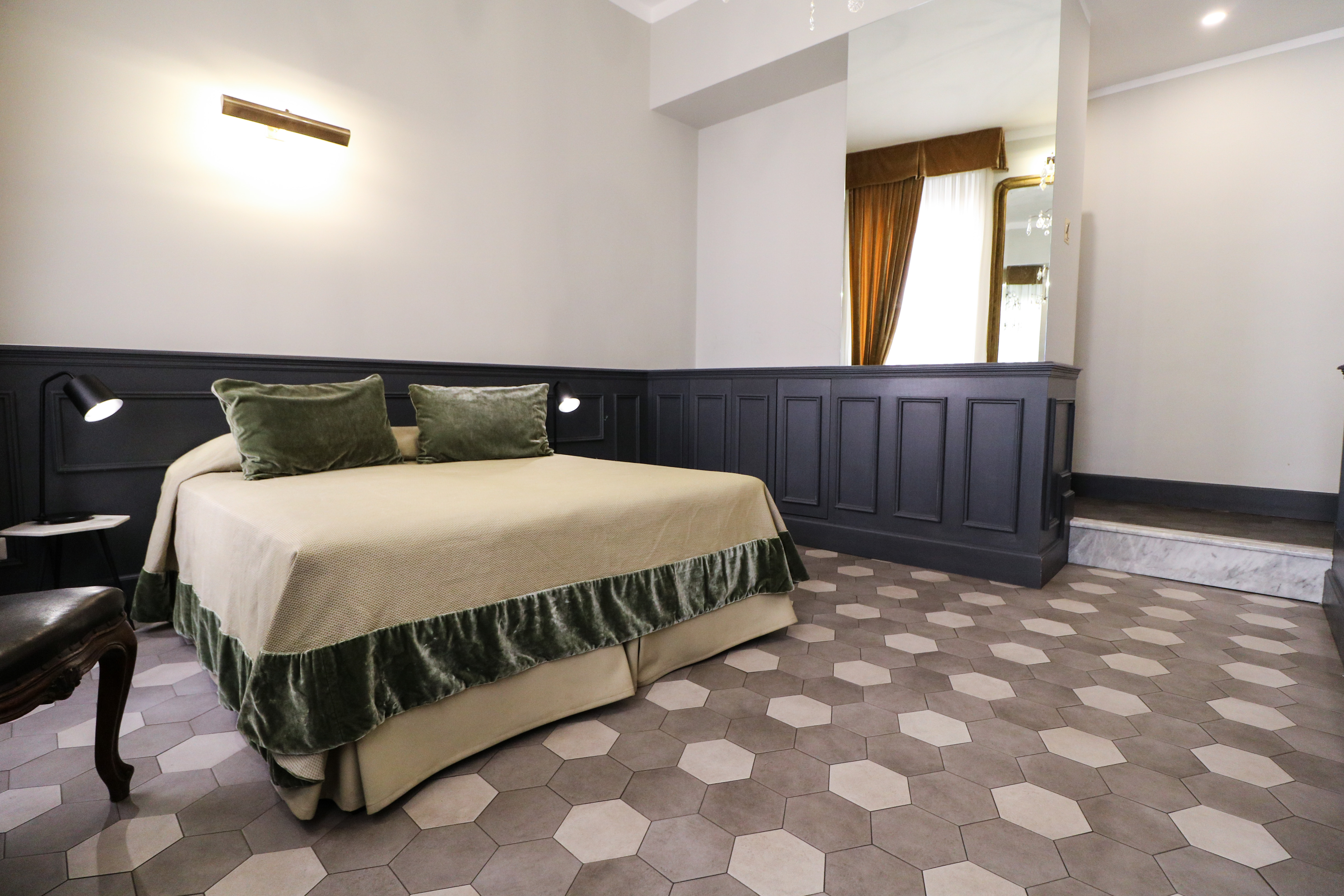 Double or Twin Standard