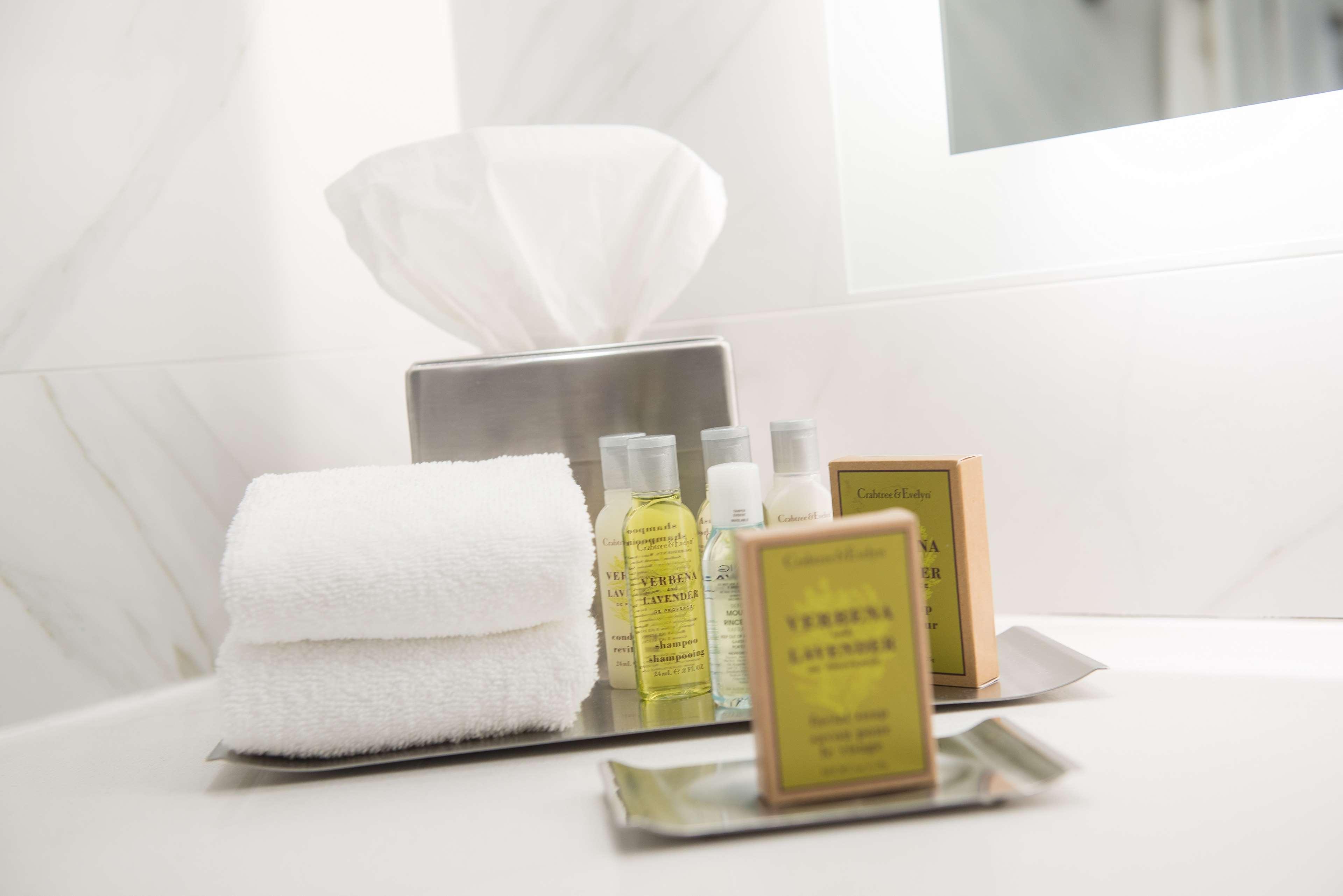 Double Queen Size Bed