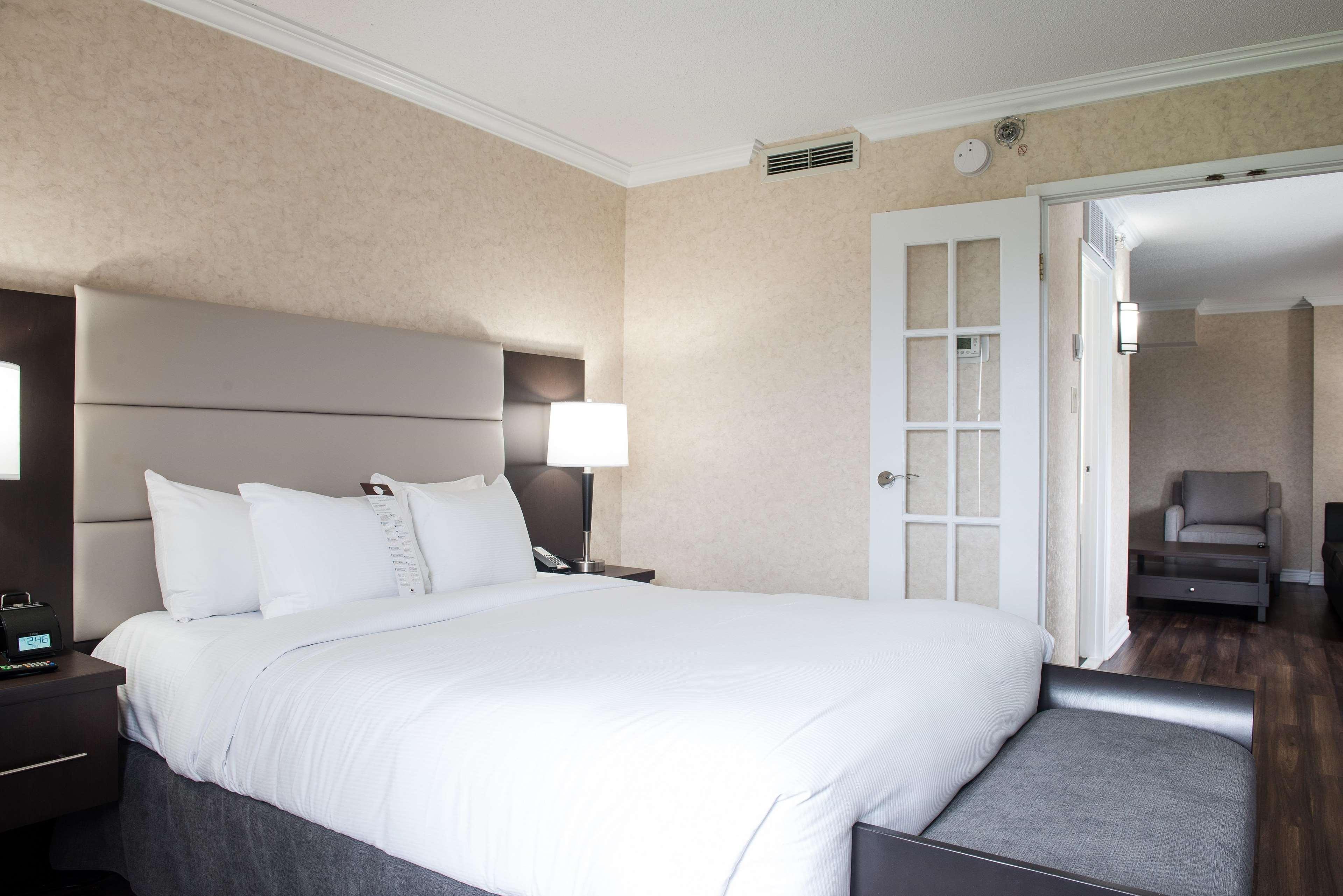 Suite Queen Size Bed