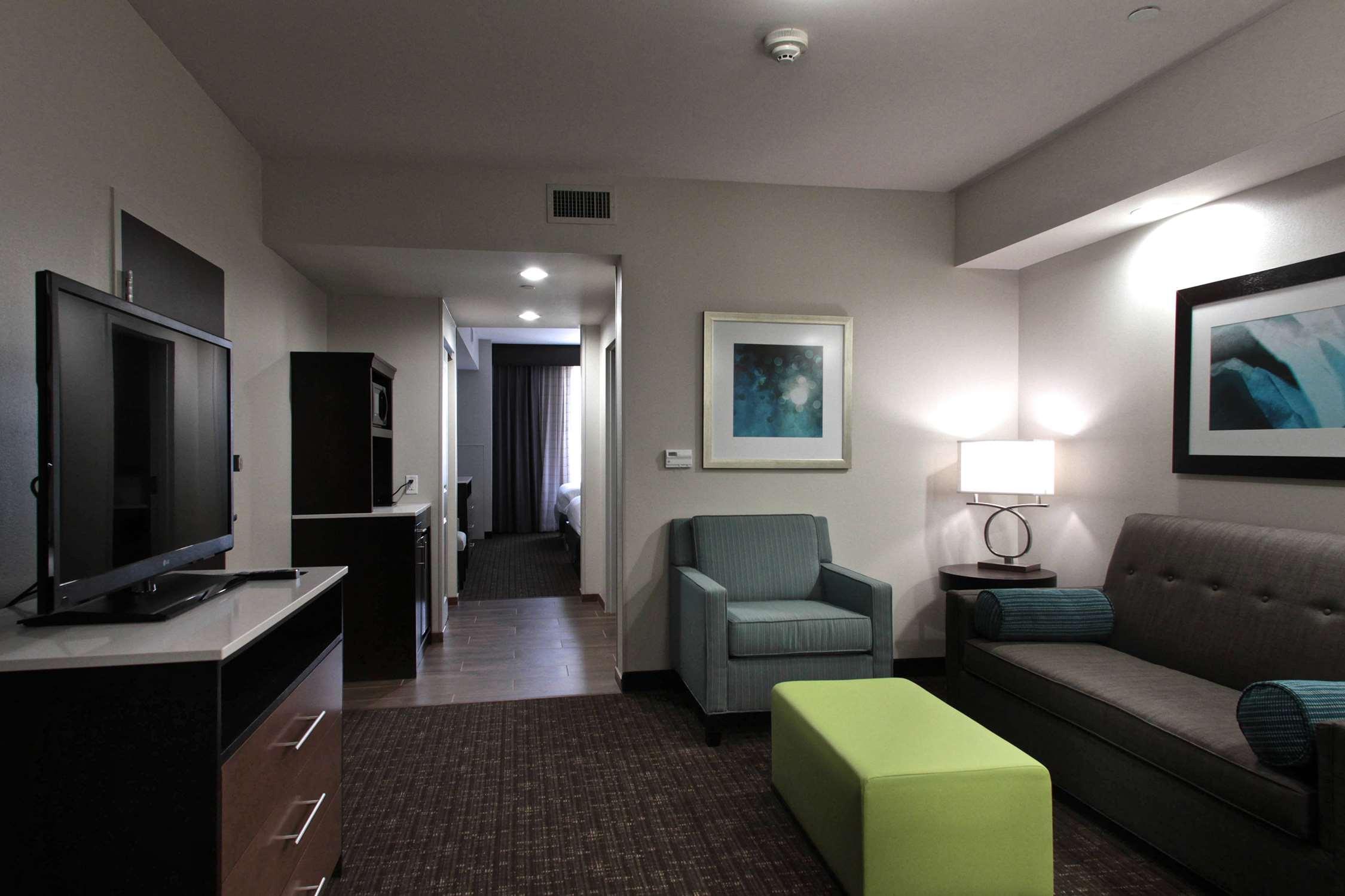 Junior Suite King Size Bed