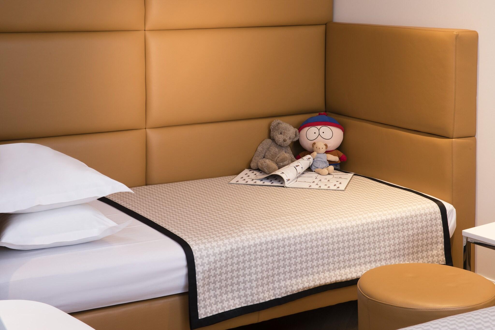 Junior Suite King Size Bed