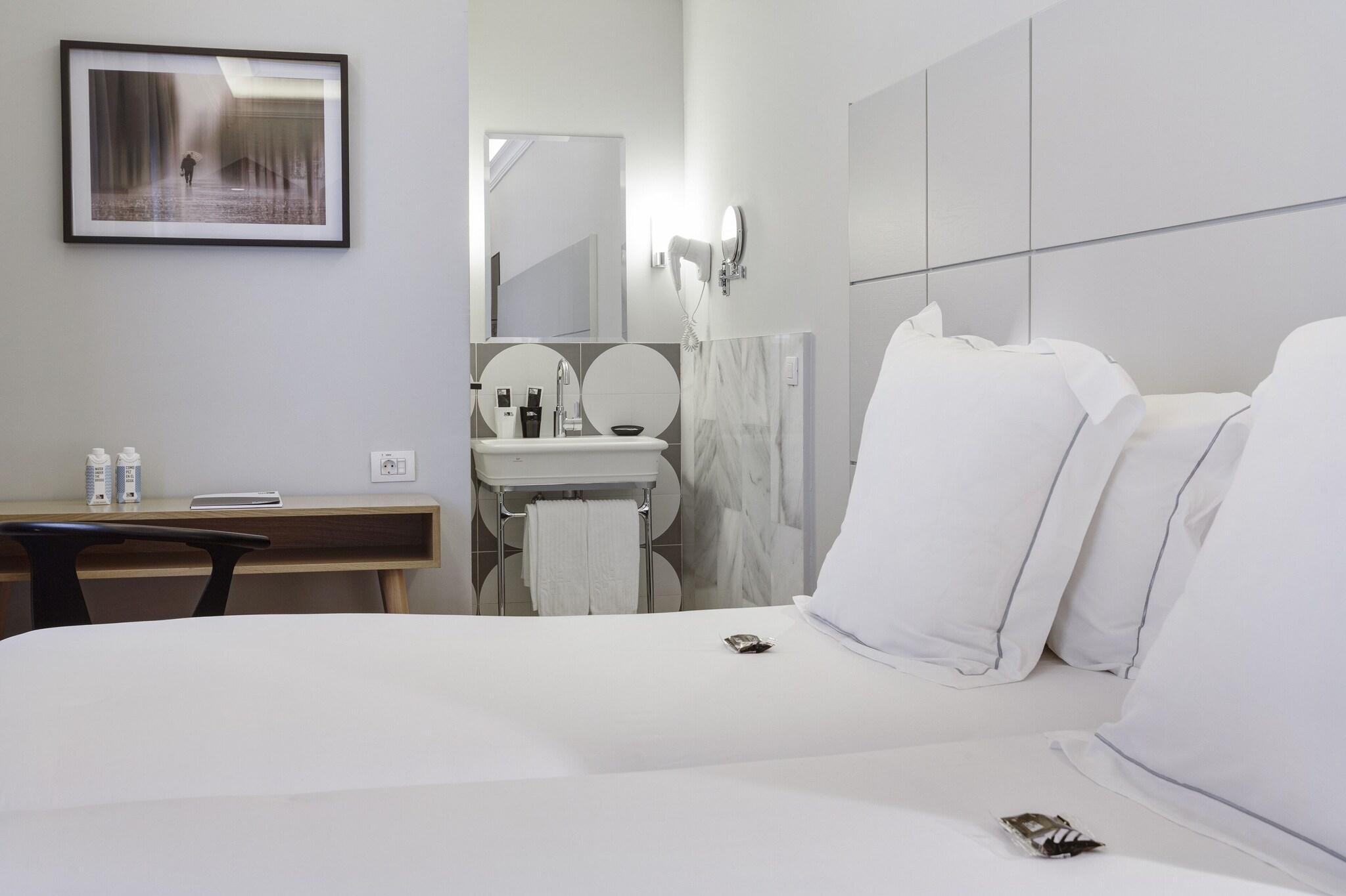 Double or Twin Economy