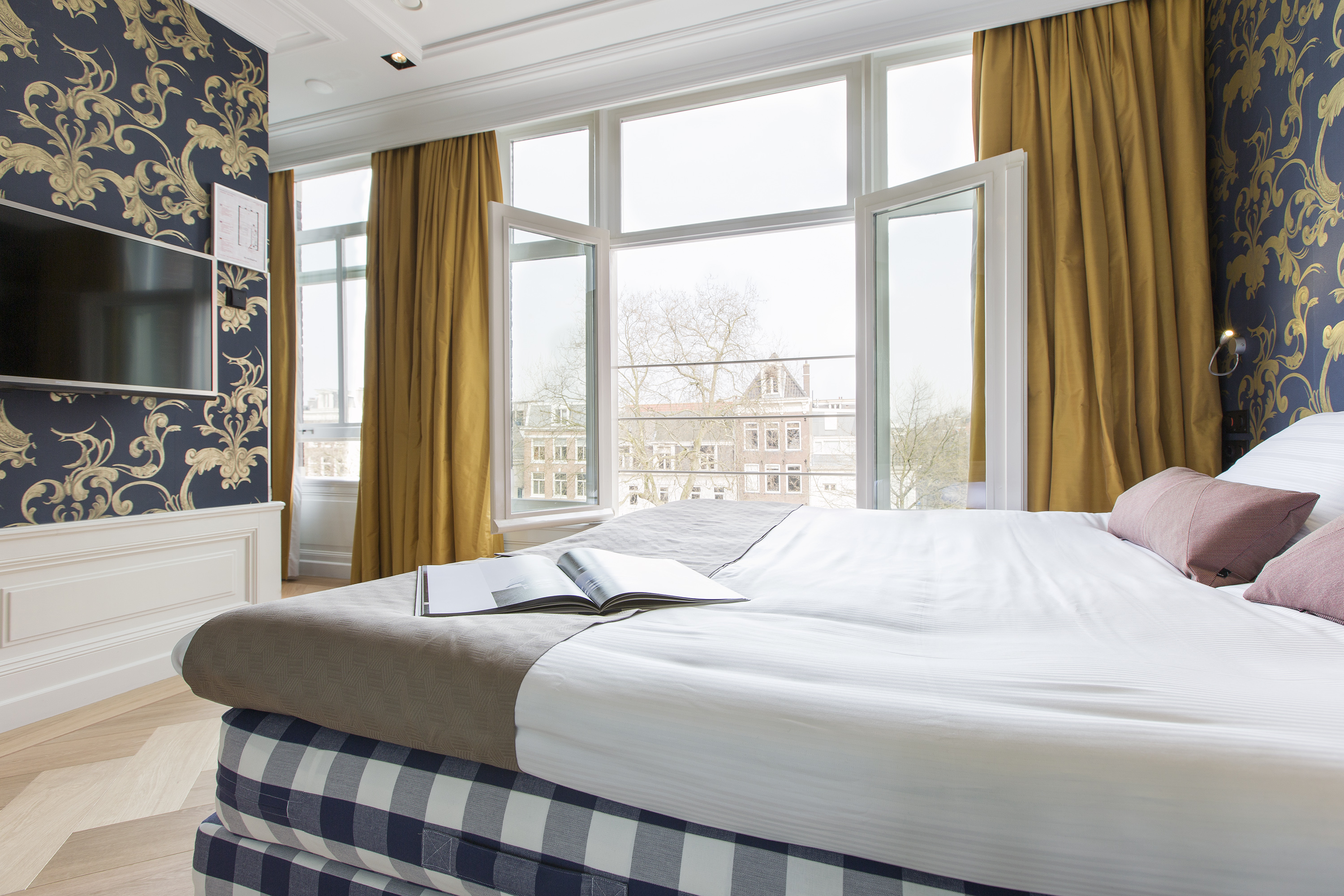 Triple Deluxe Canal View