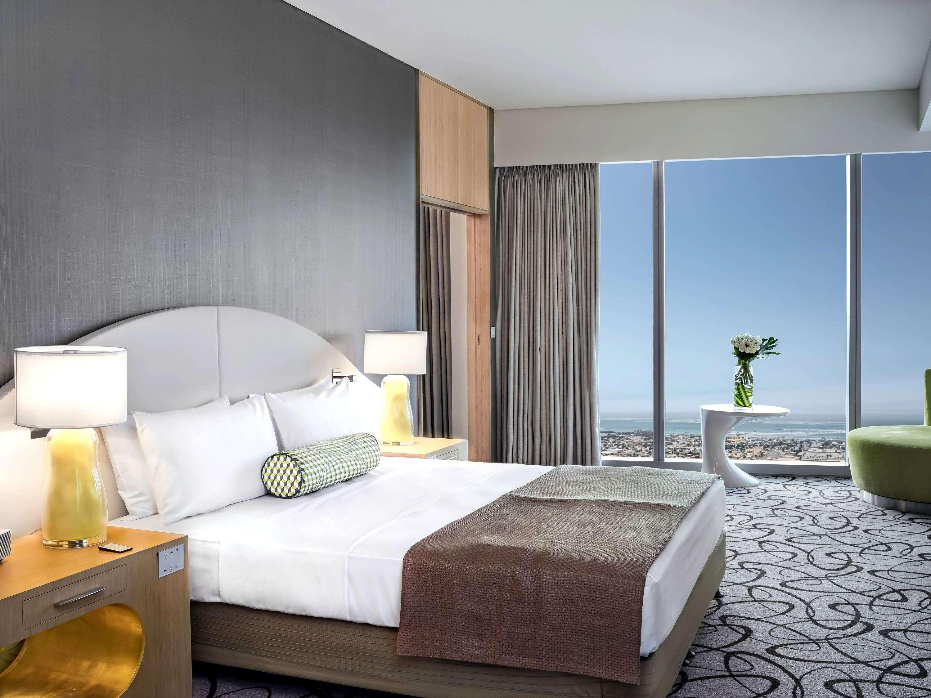 Suite Deluxe King Bed