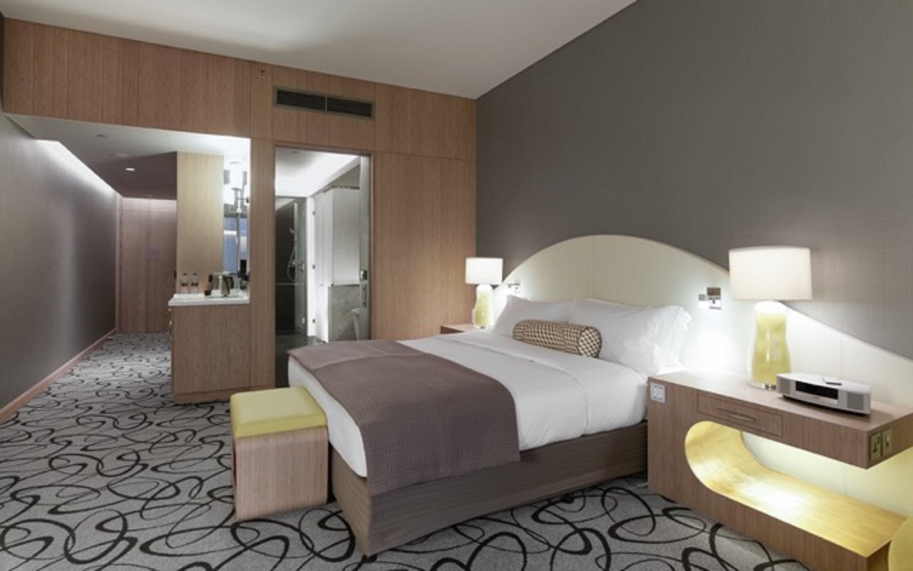 Double Superior King Bed