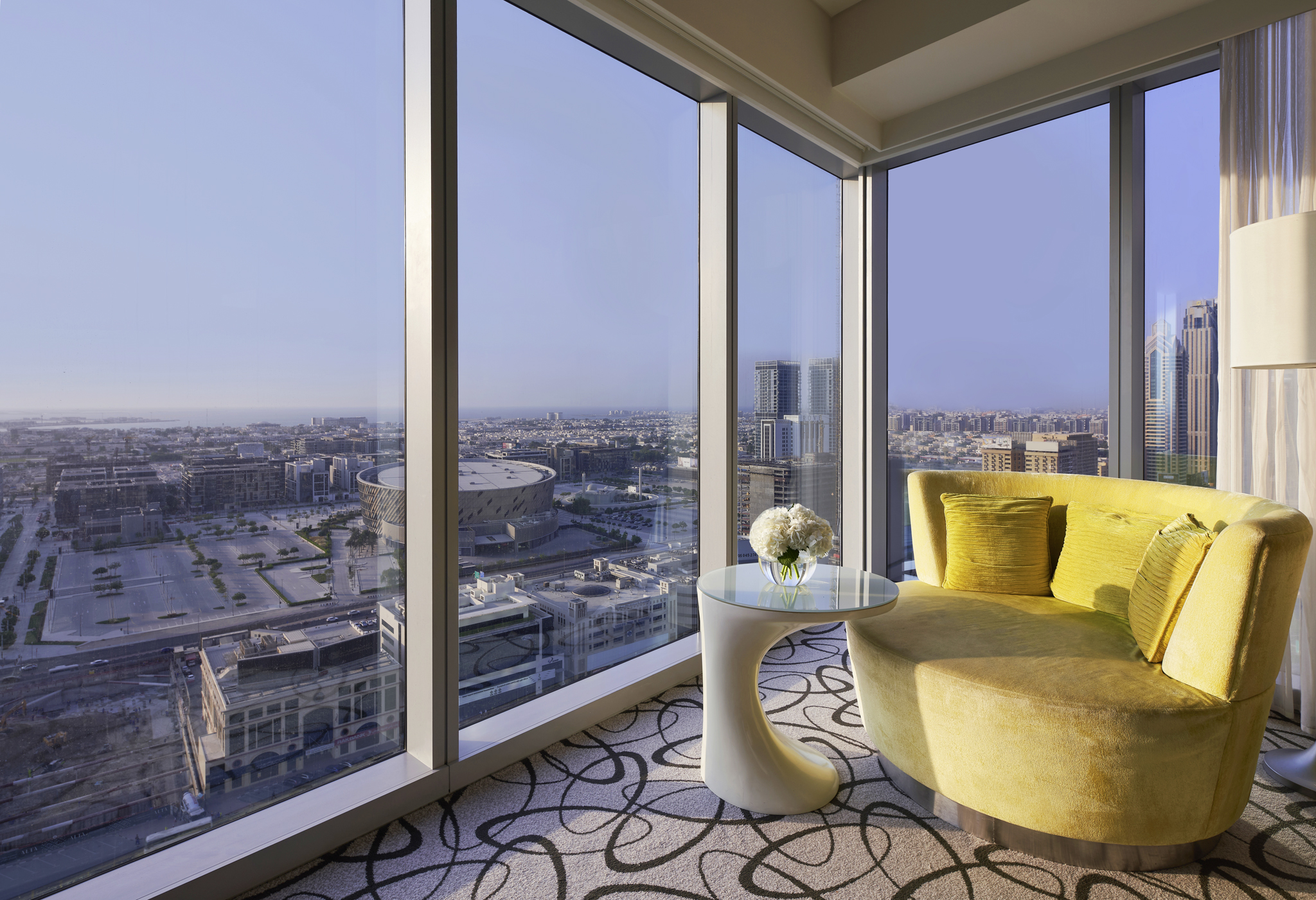 Suite Deluxe King Bed