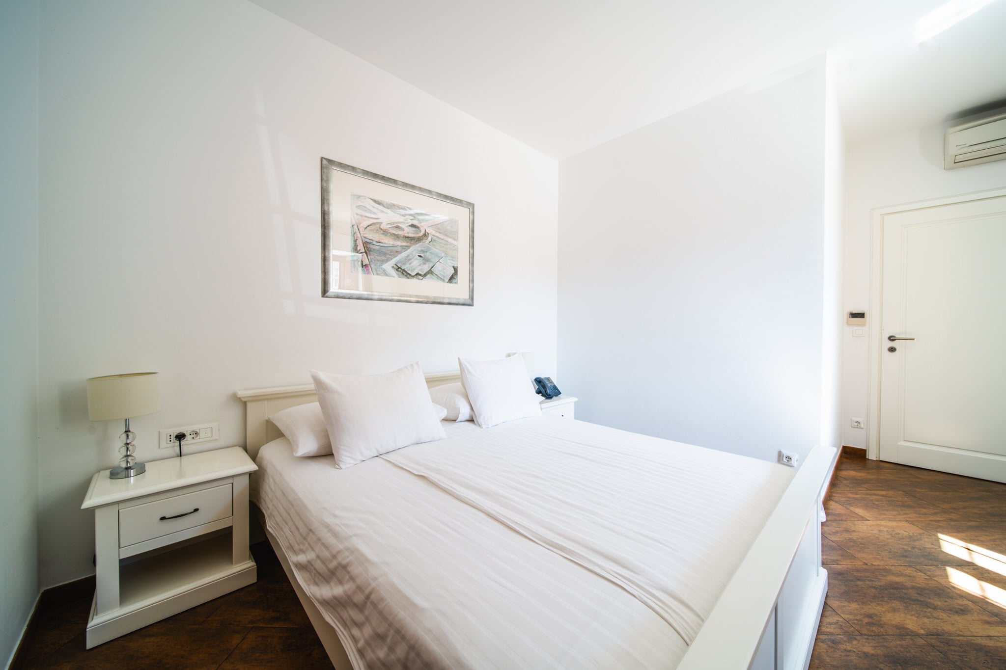 Apartment One Bedroom One Bathroom