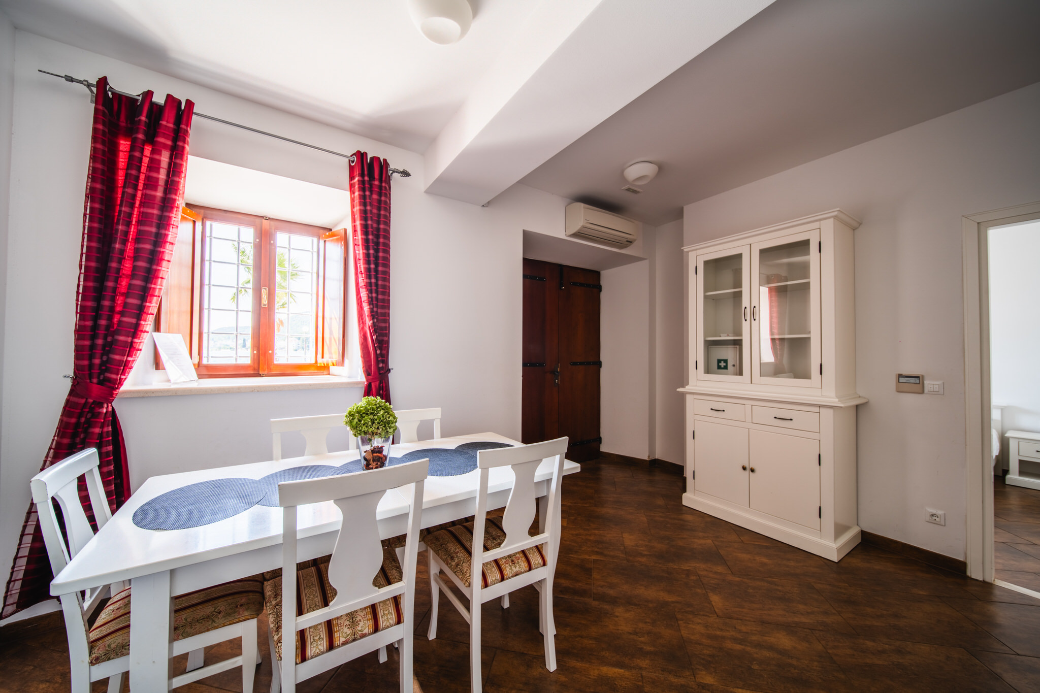 Apartment Two Bedrooms Two Bathrooms