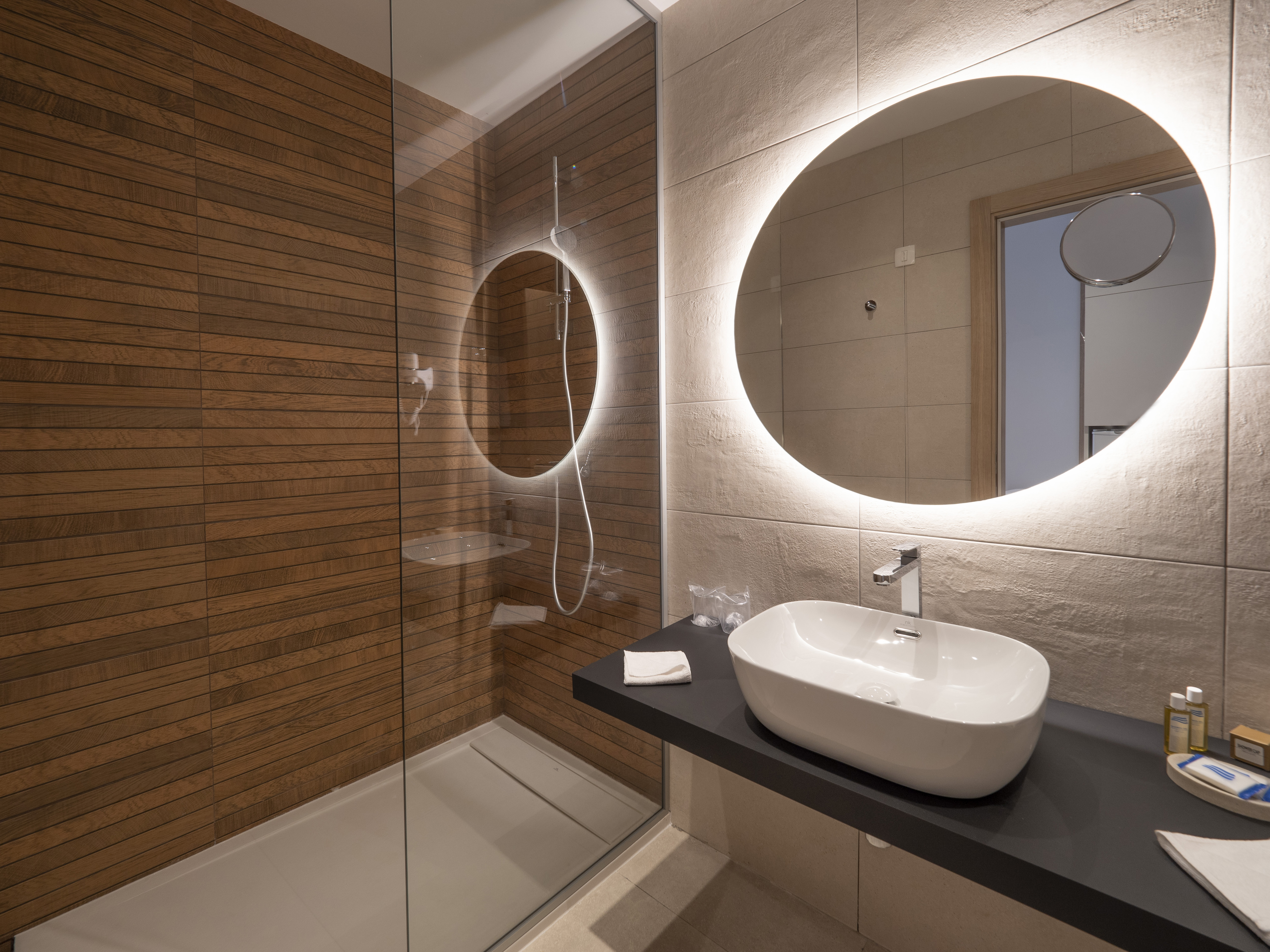 Double Superior Side Sea View