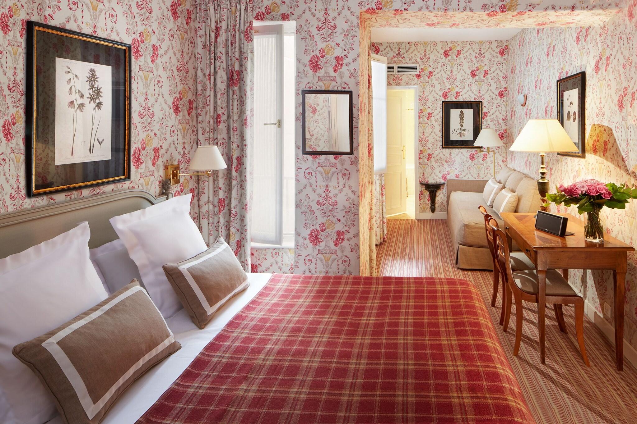 Double Connecting Room