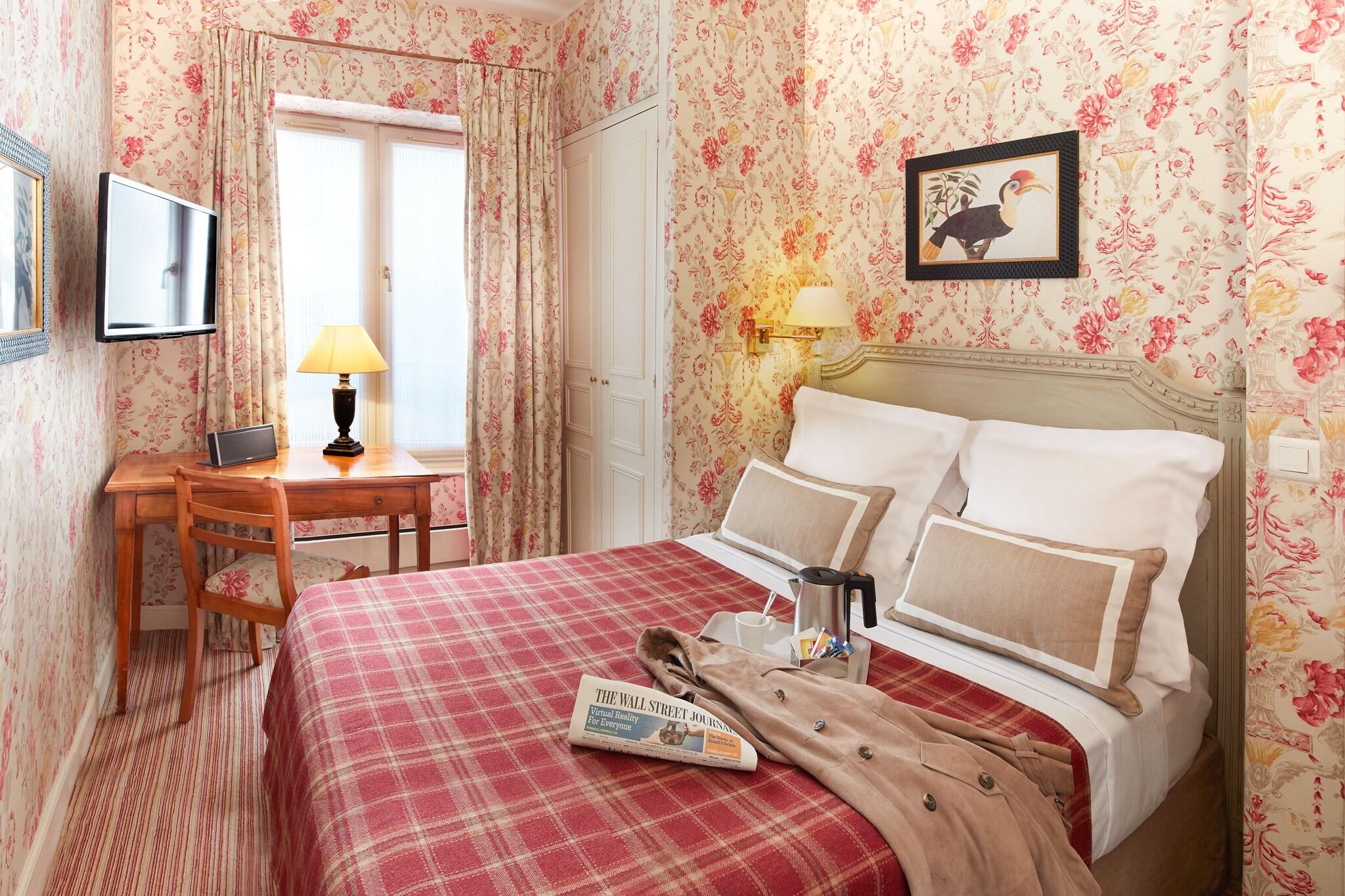 Double Connecting Room