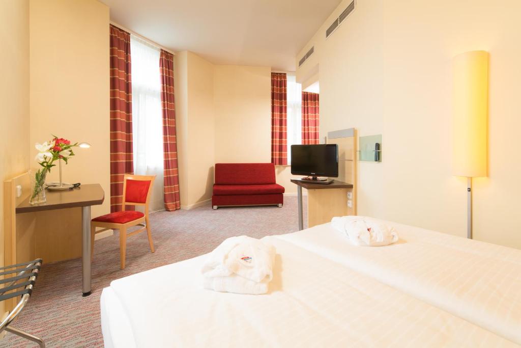 Double or Twin Superior