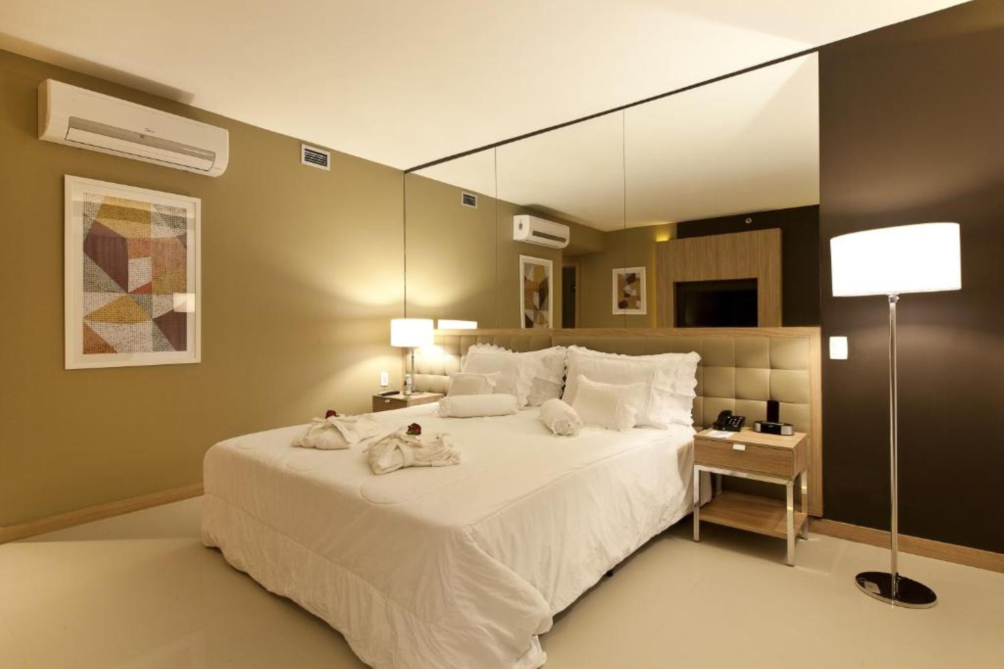 Double Business King Bed