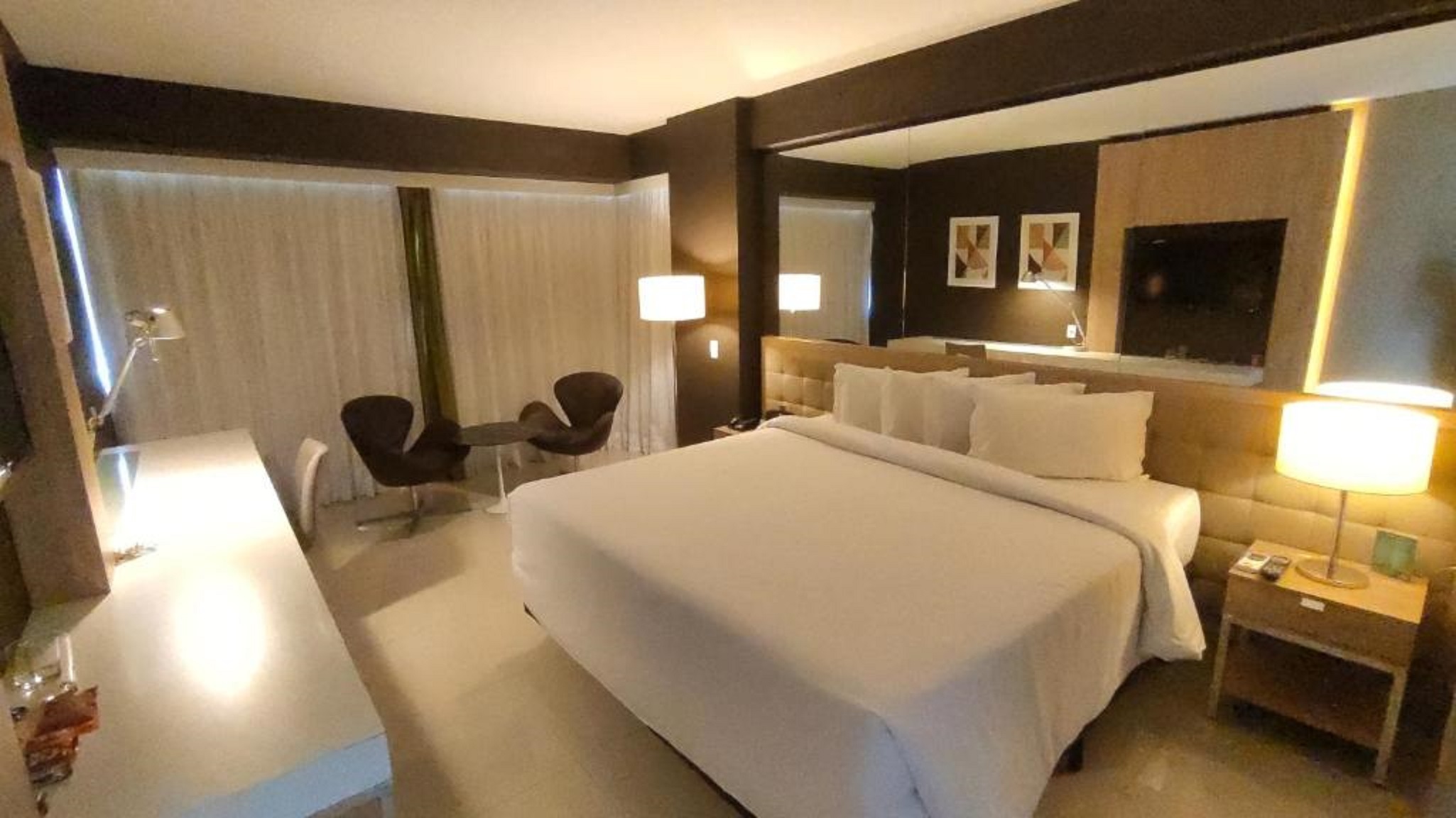 Family Room Capacity 2