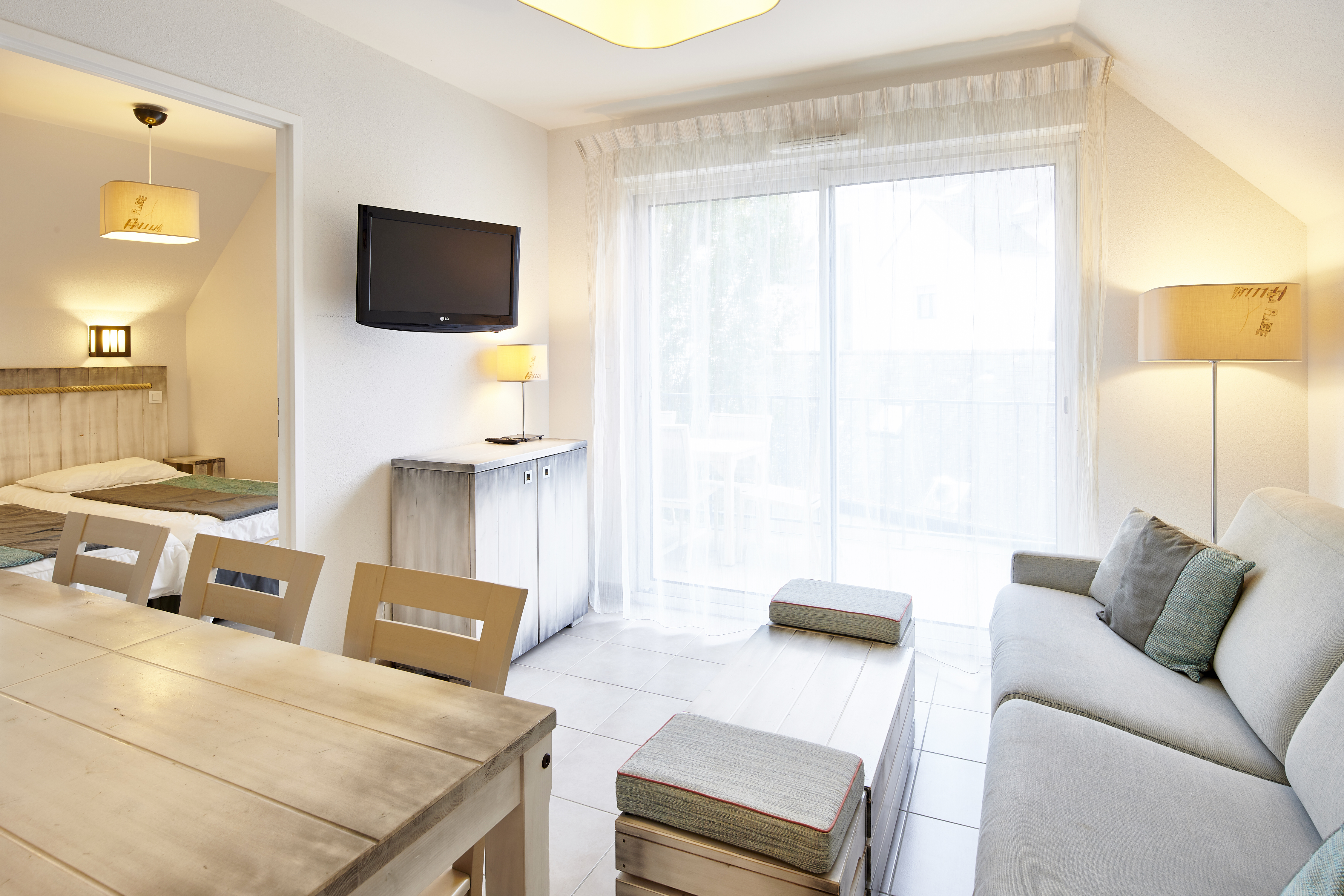 Apartment Capacity 6