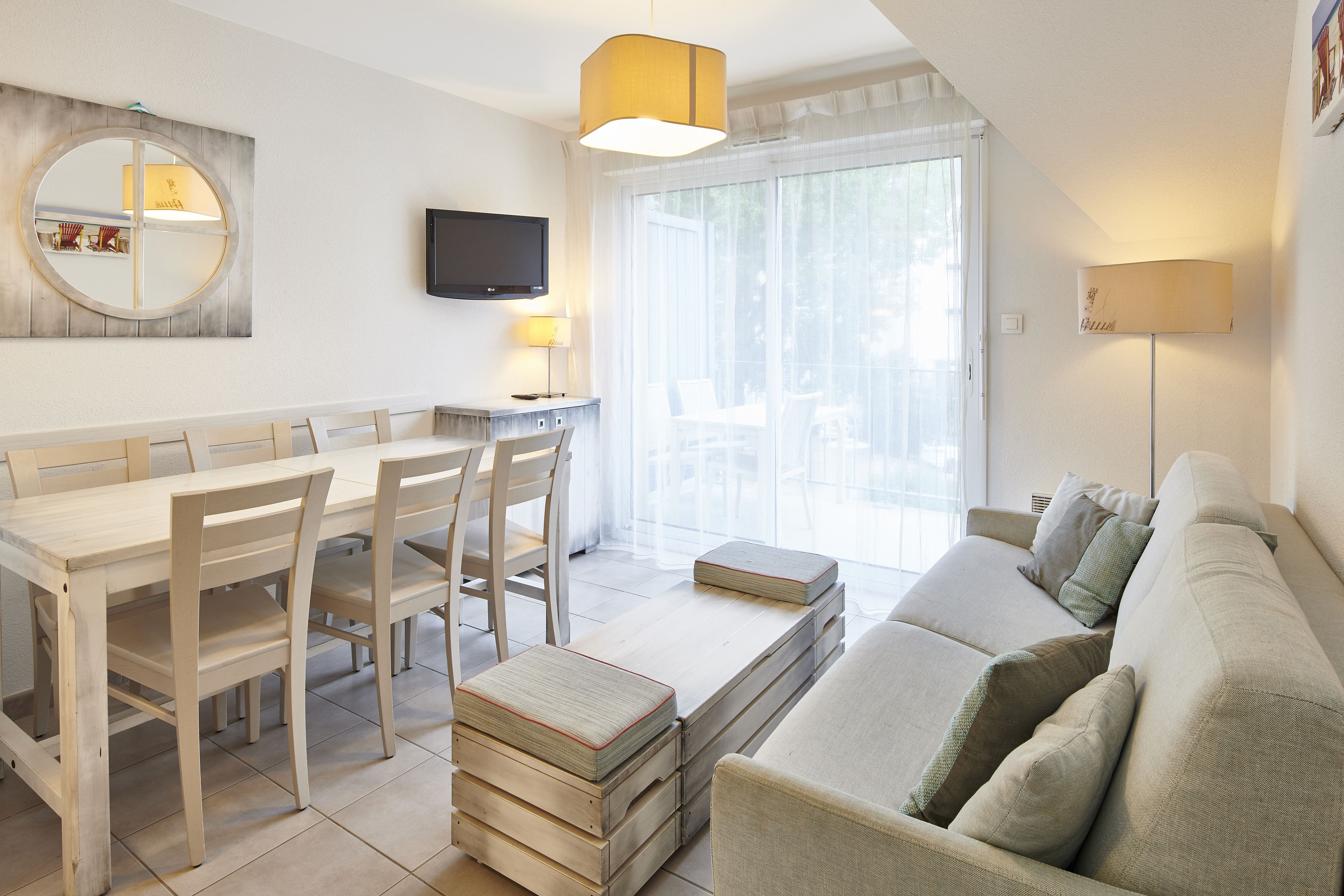 Apartment Capacity 6 Two Bedrooms