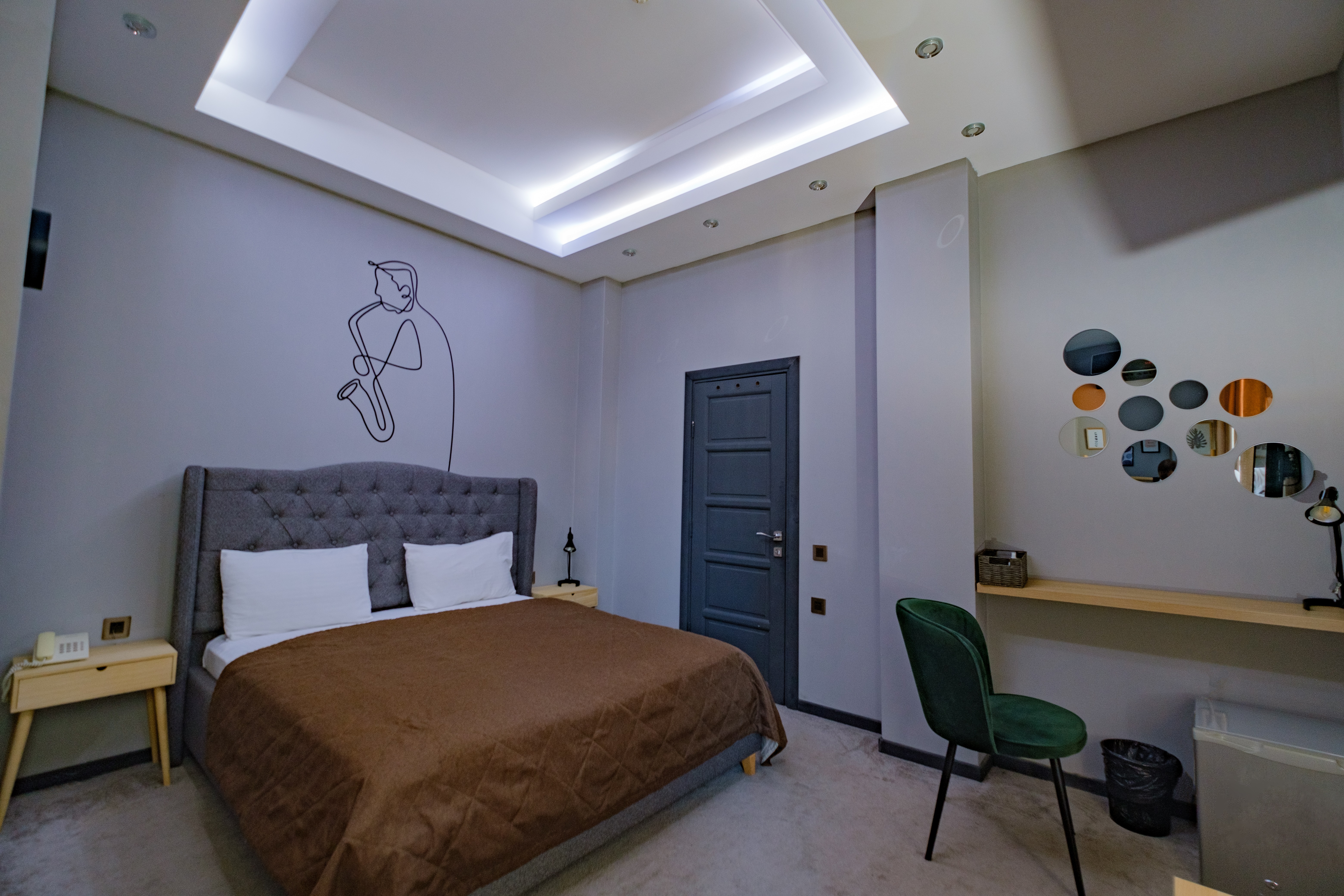 Double or Twin Standard