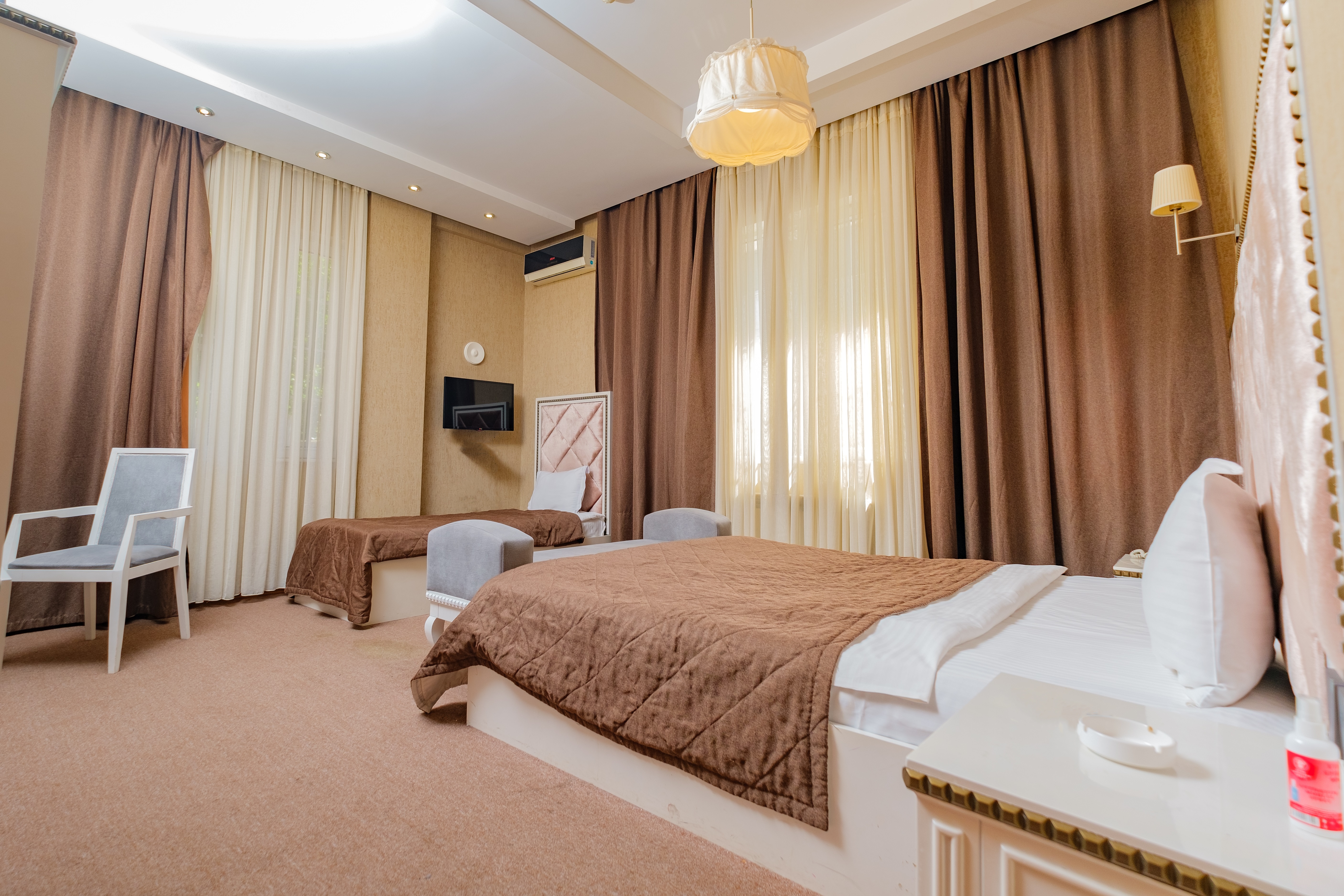 Suite with Double Bed