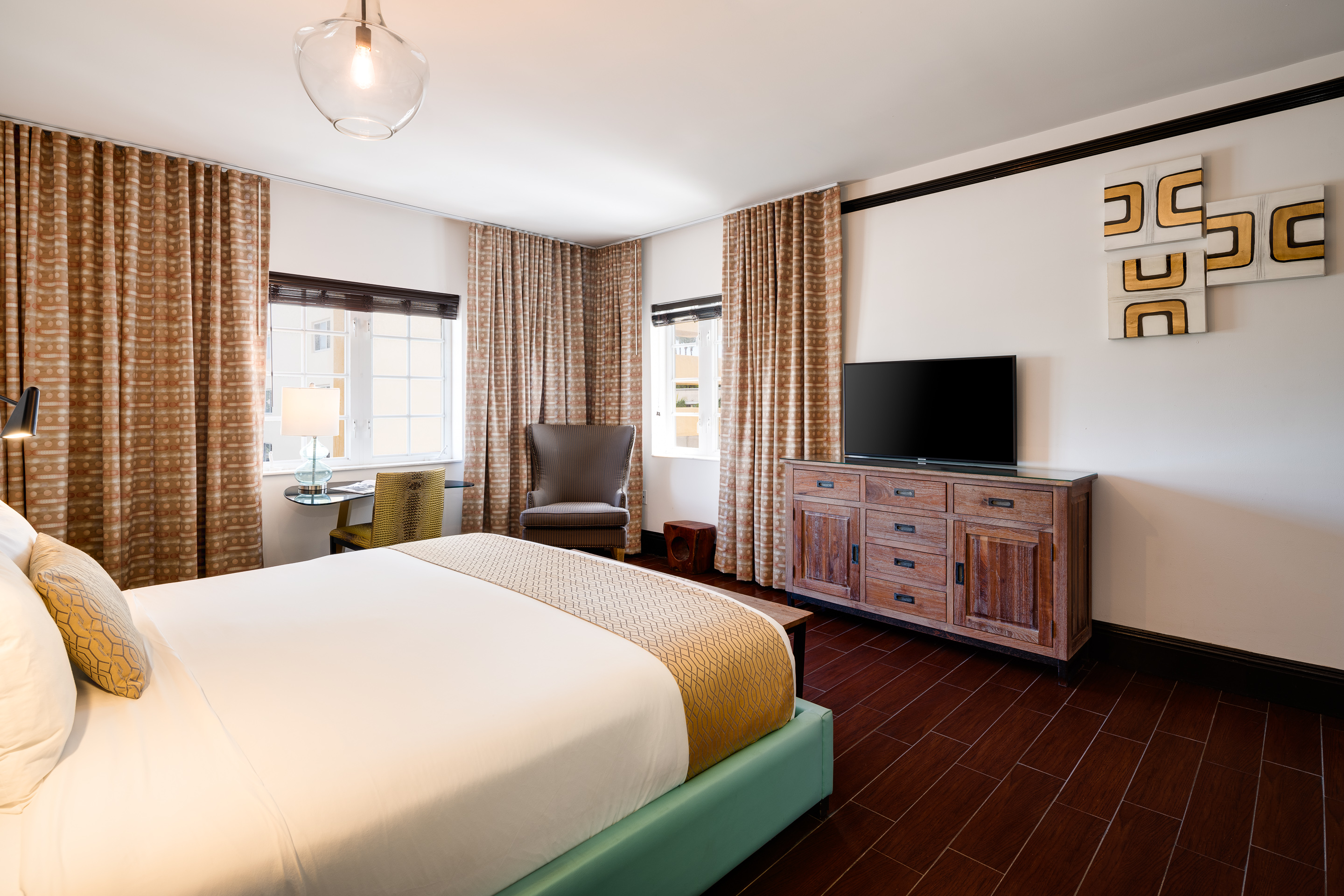 Double King Size Bed