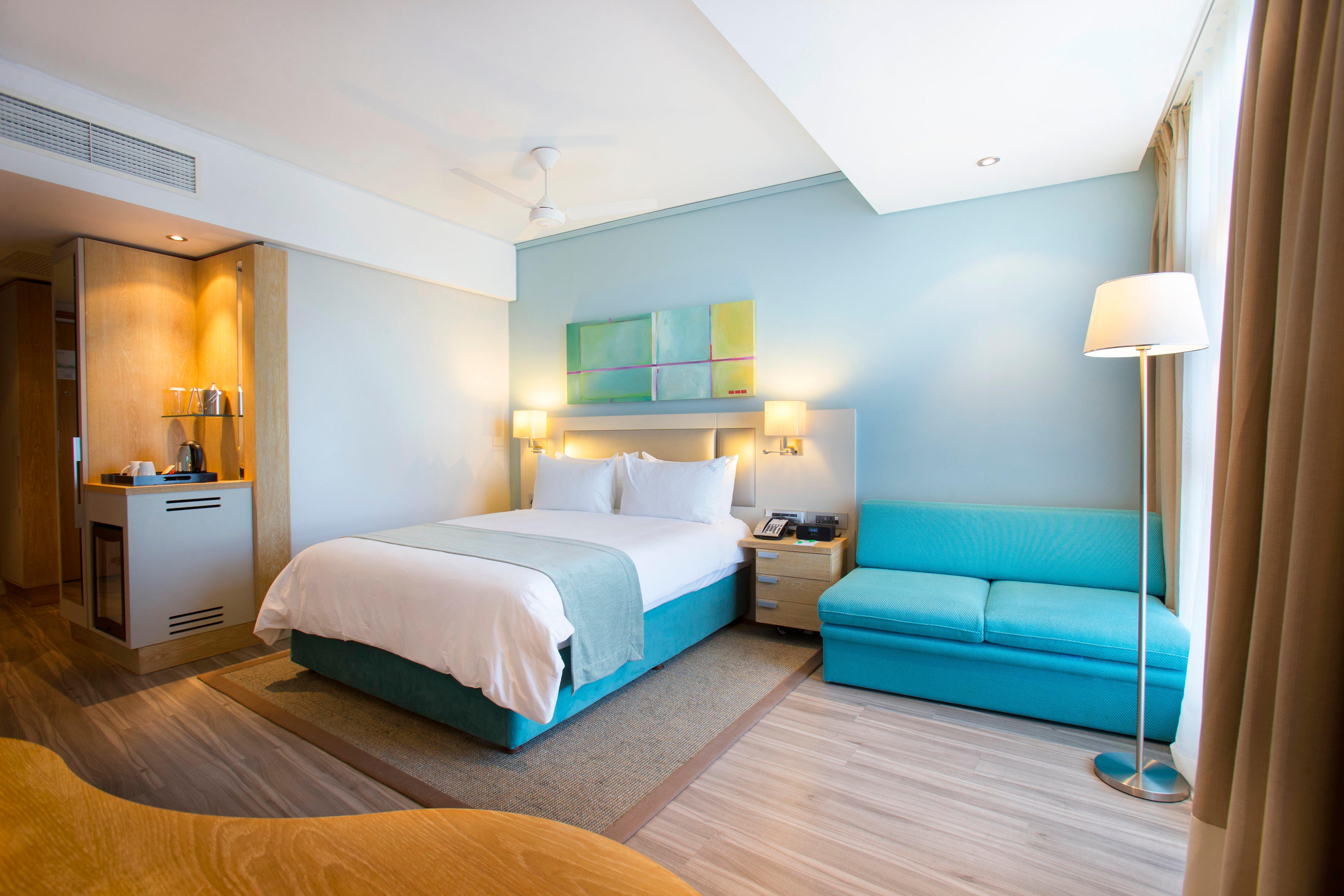 Double Queen Size Bed