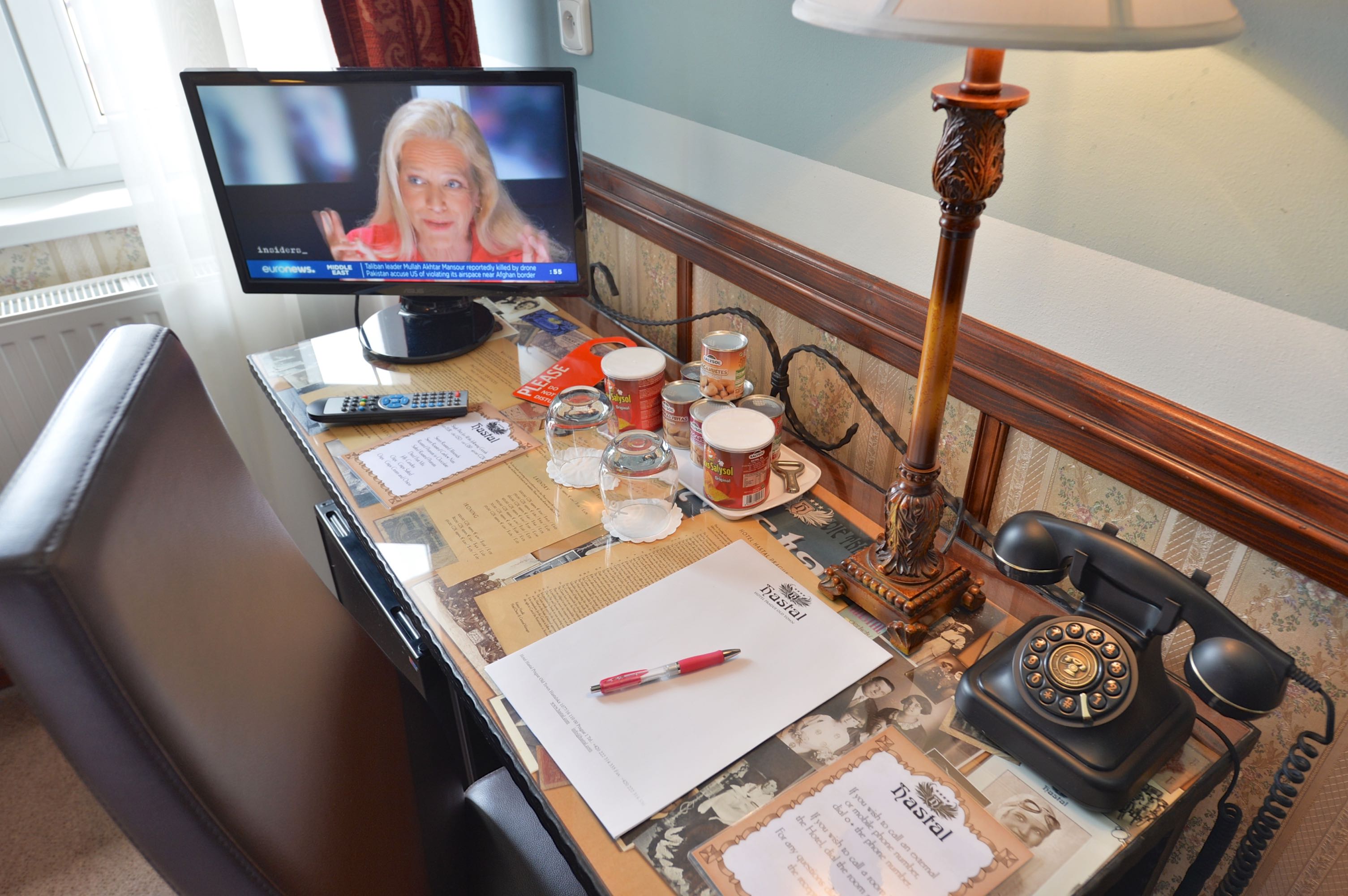 Double Queen Size Bed