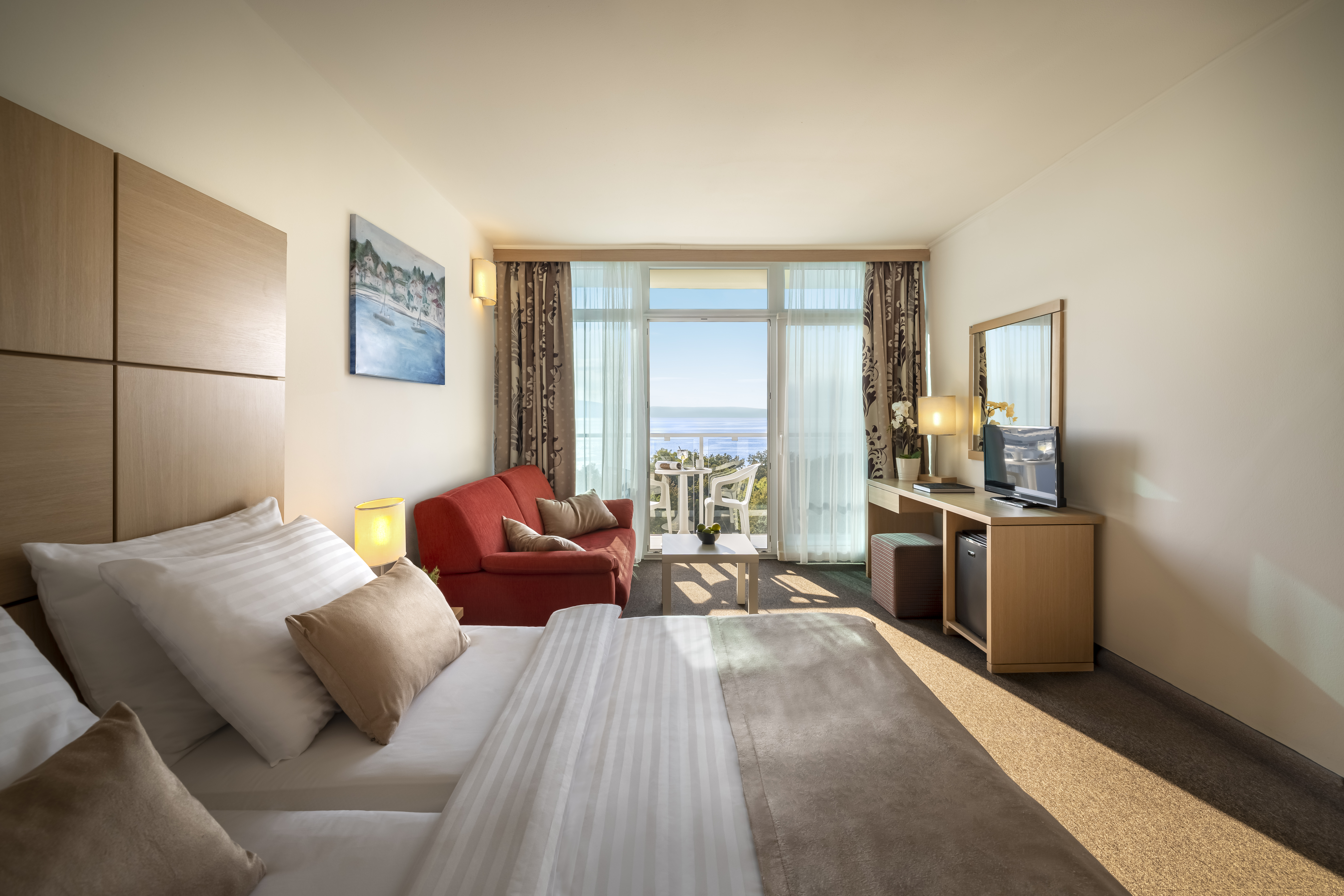 Junior Suite Side Sea View with Balcony