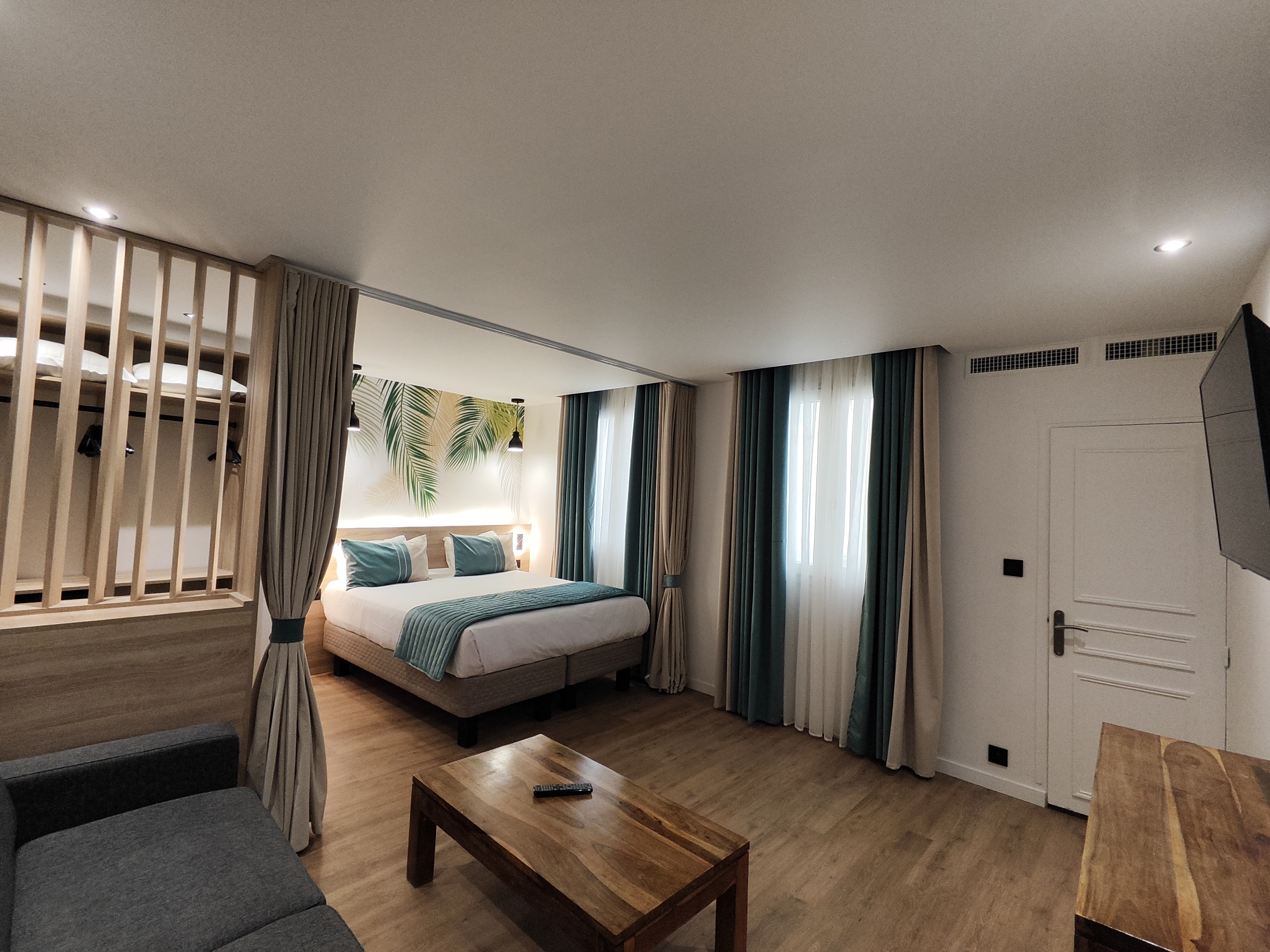 Family Room Standard