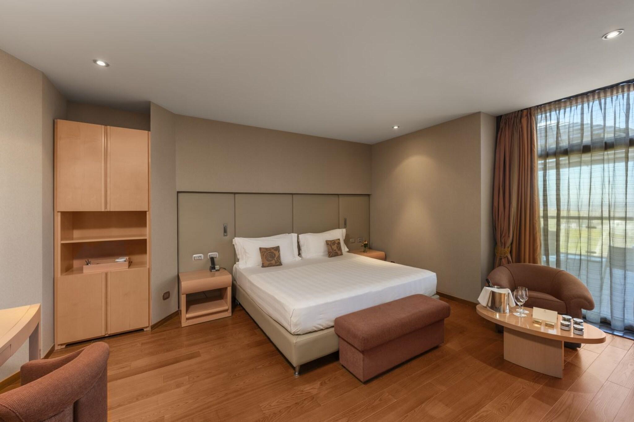 Double or Twin King Size Bed