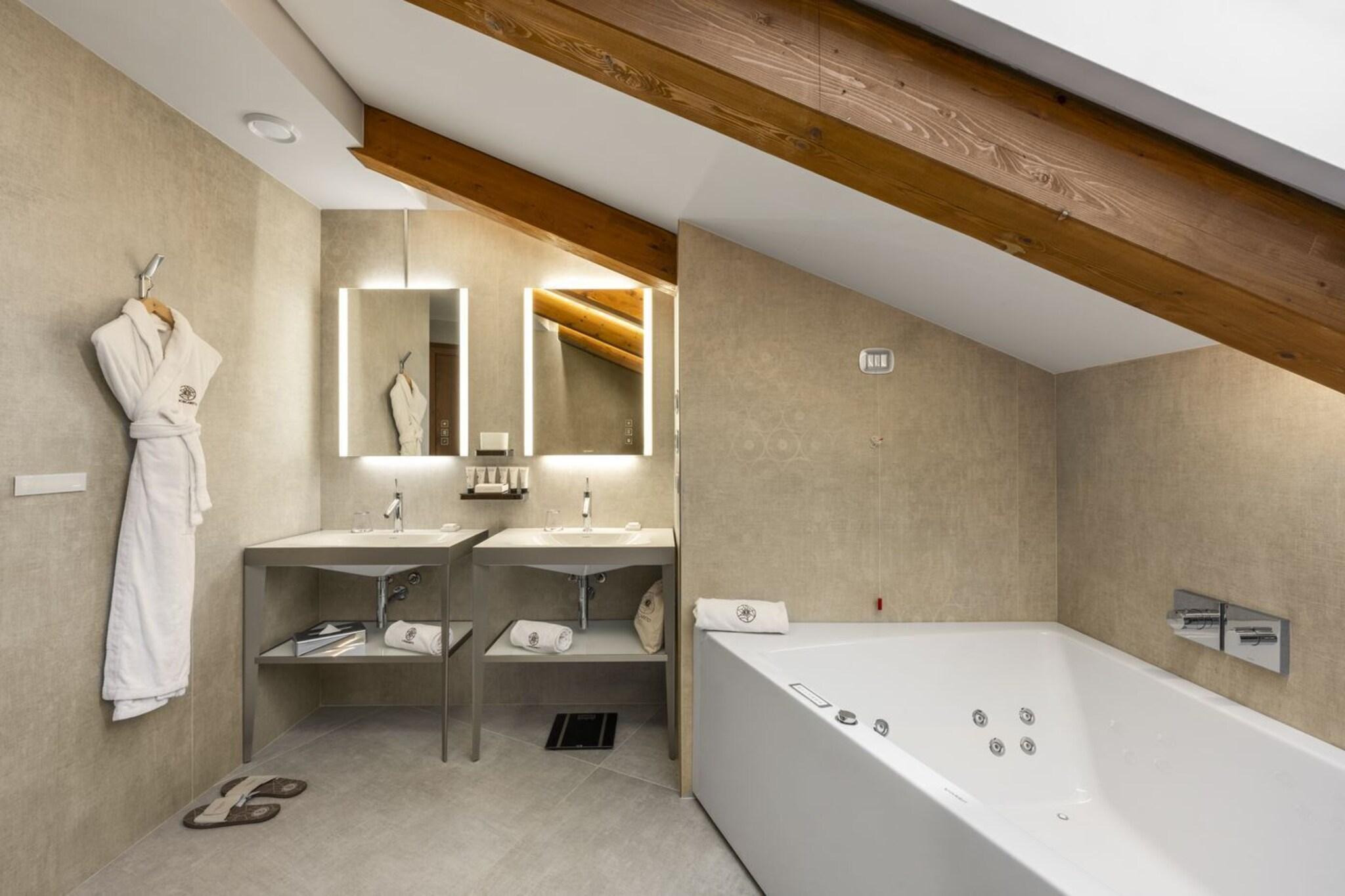 Double or Twin Two Beds