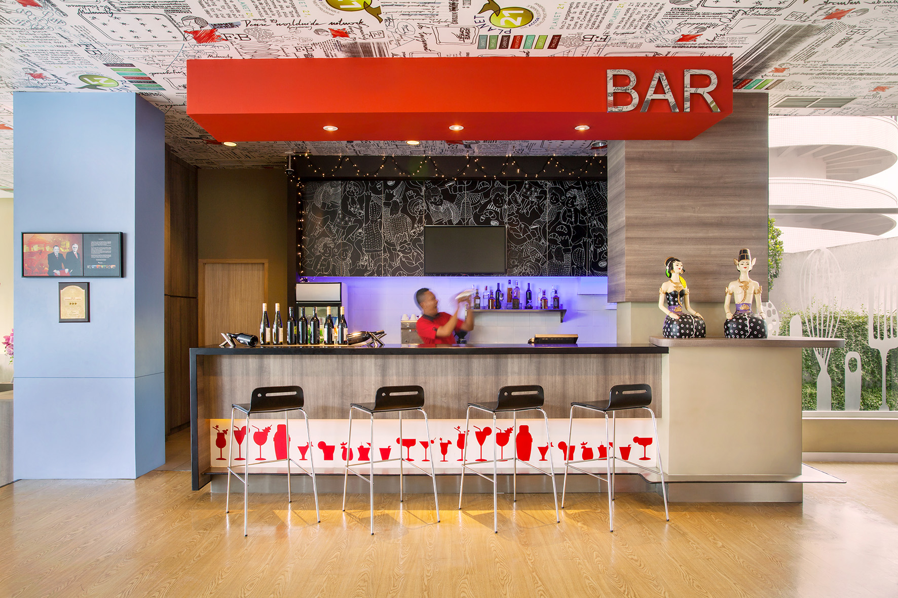 Bar