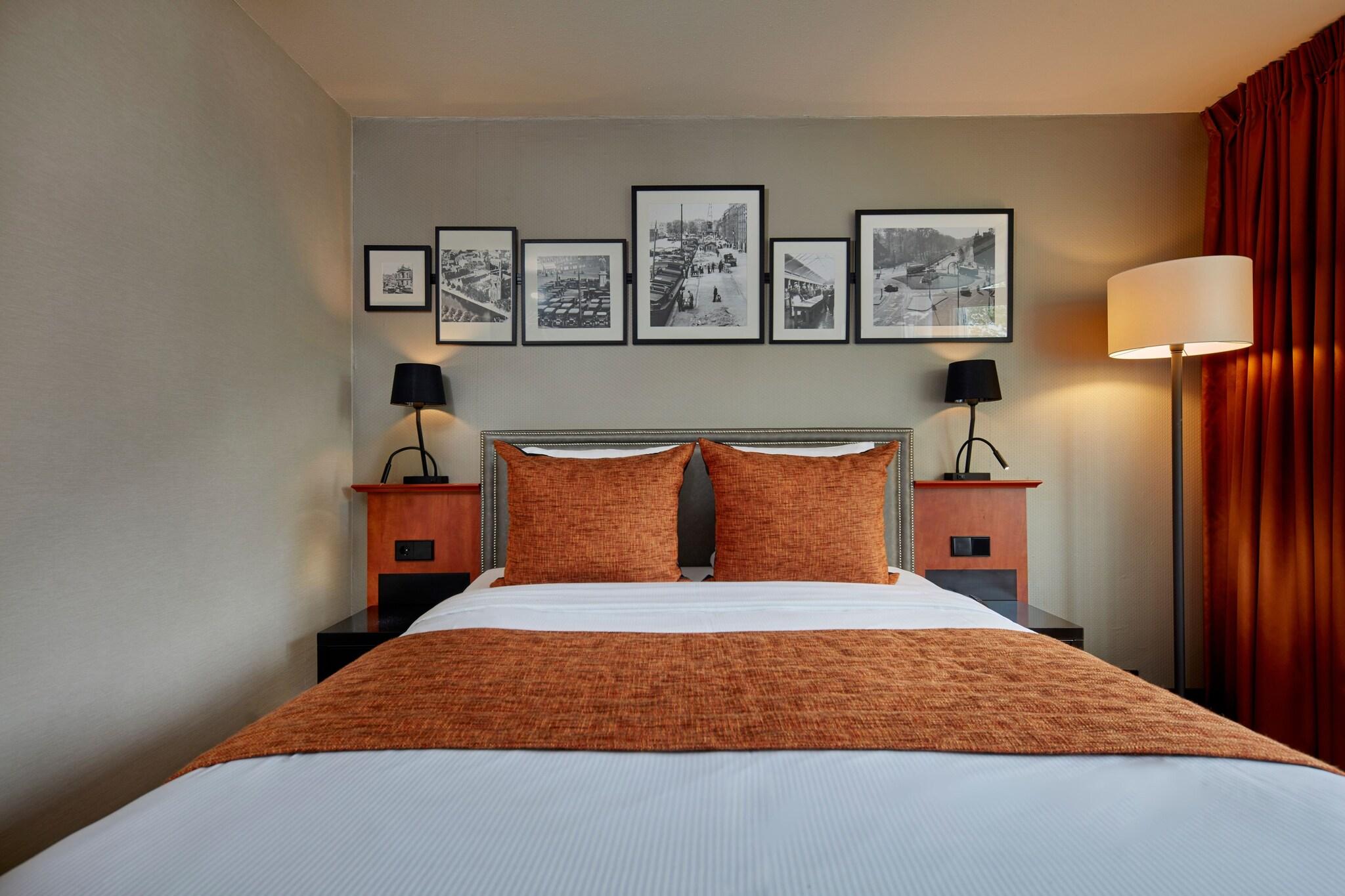 Double Queen Size Bed