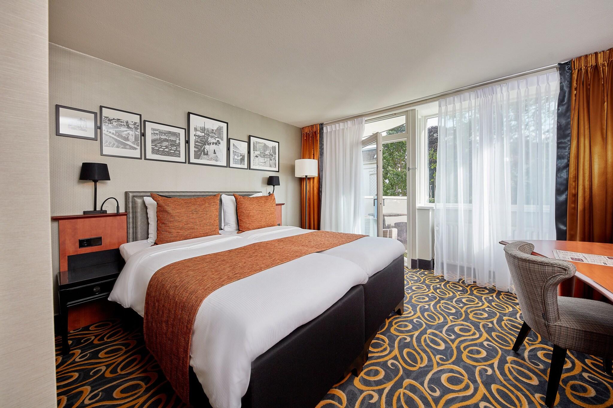 Double Queen Size Bed