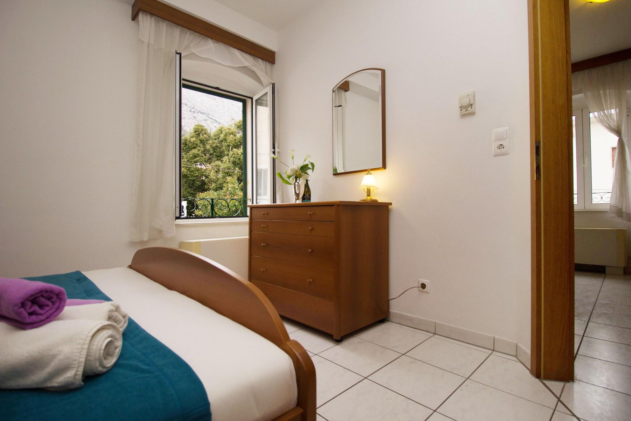 Triple with Kitchenette