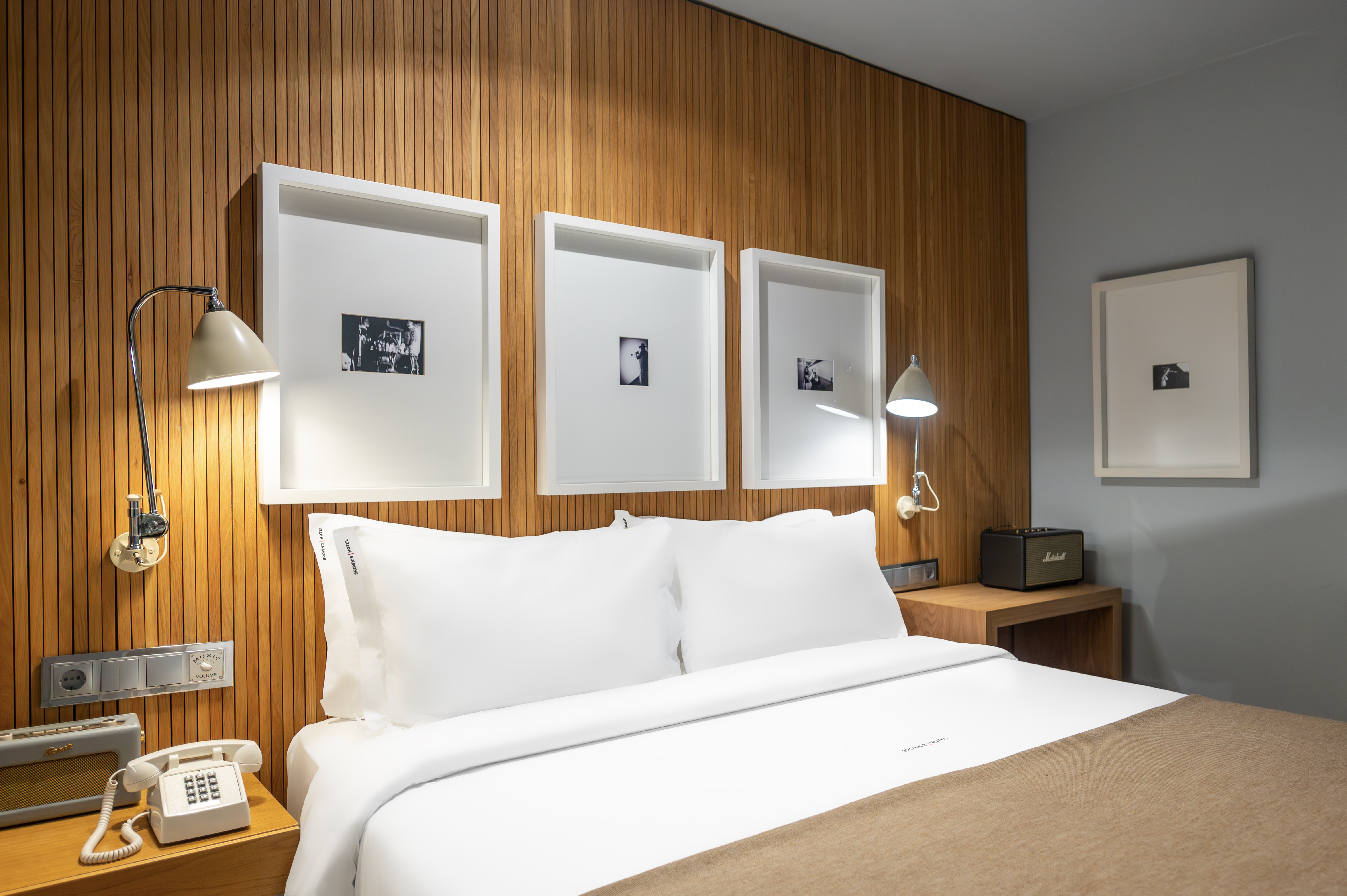 Double or Twin Standard