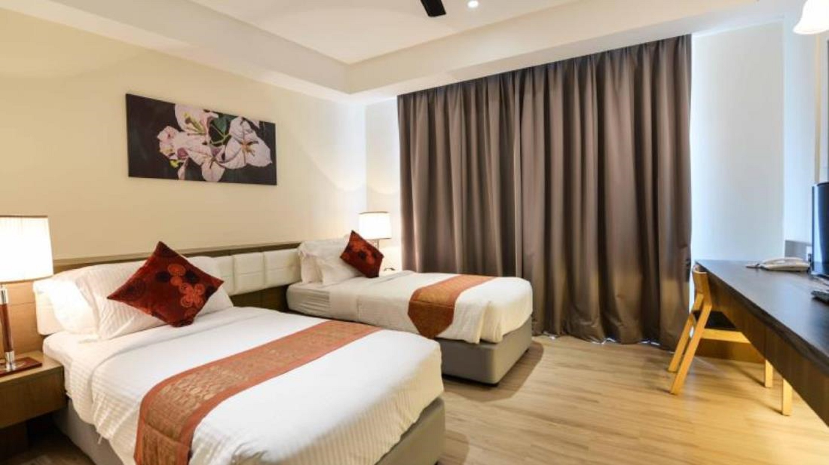 Double or Twin Executive