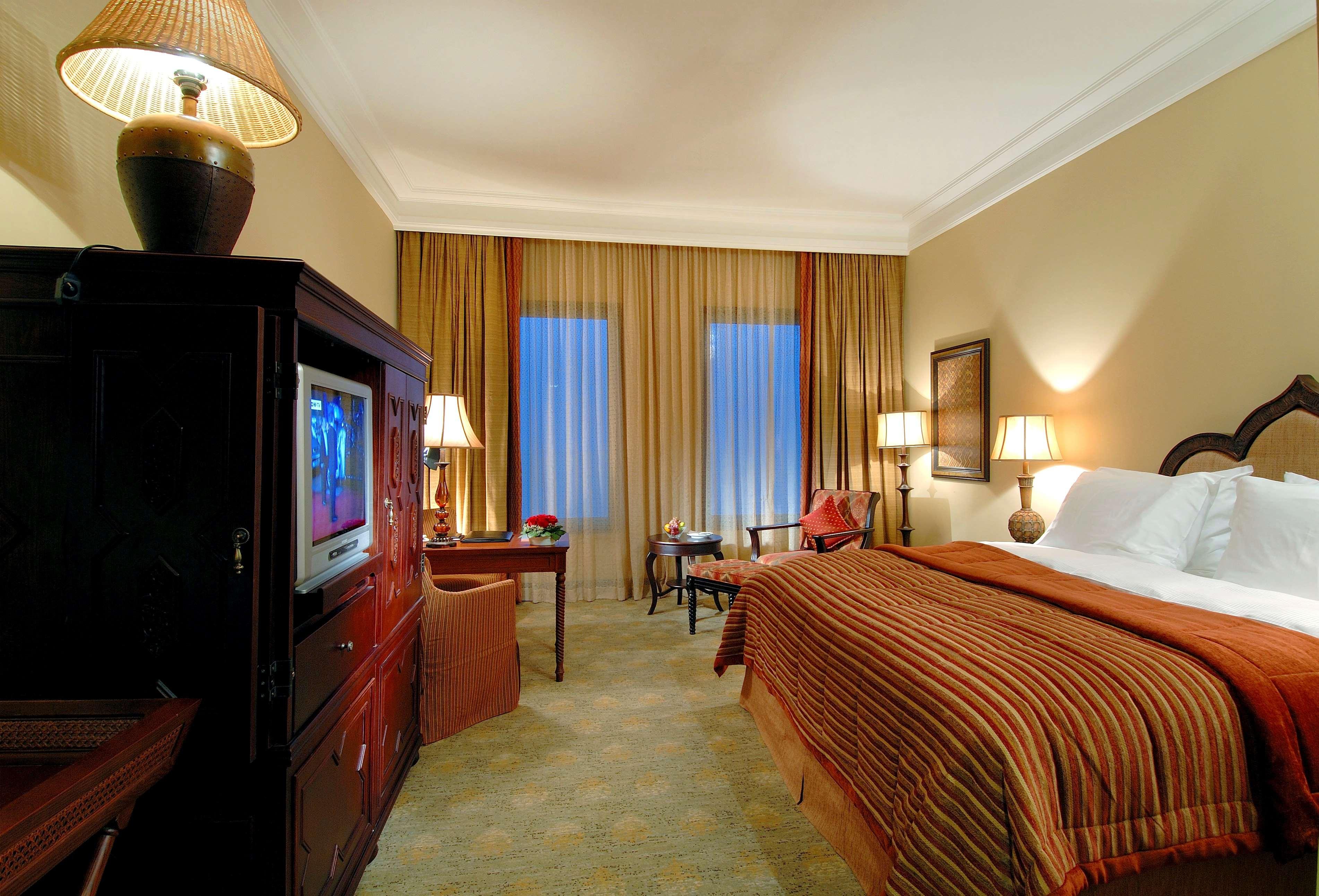 Double or Twin Deluxe Sea View