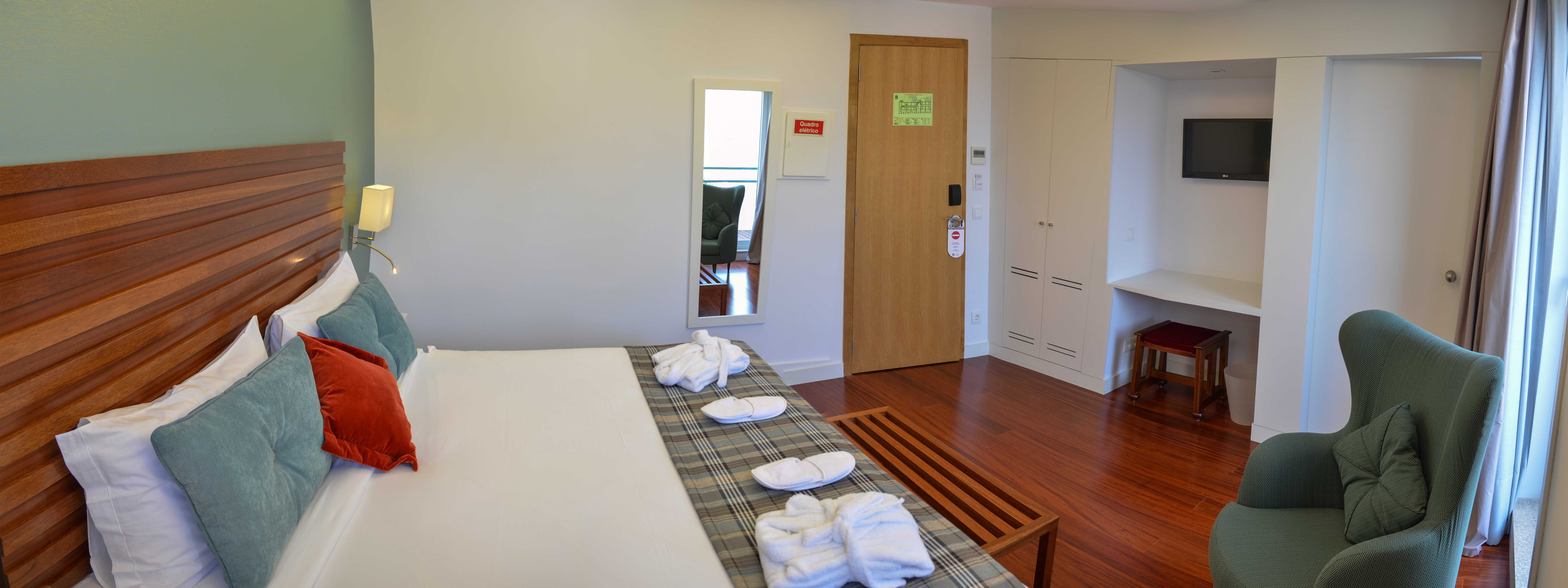 Double or Twin Standard